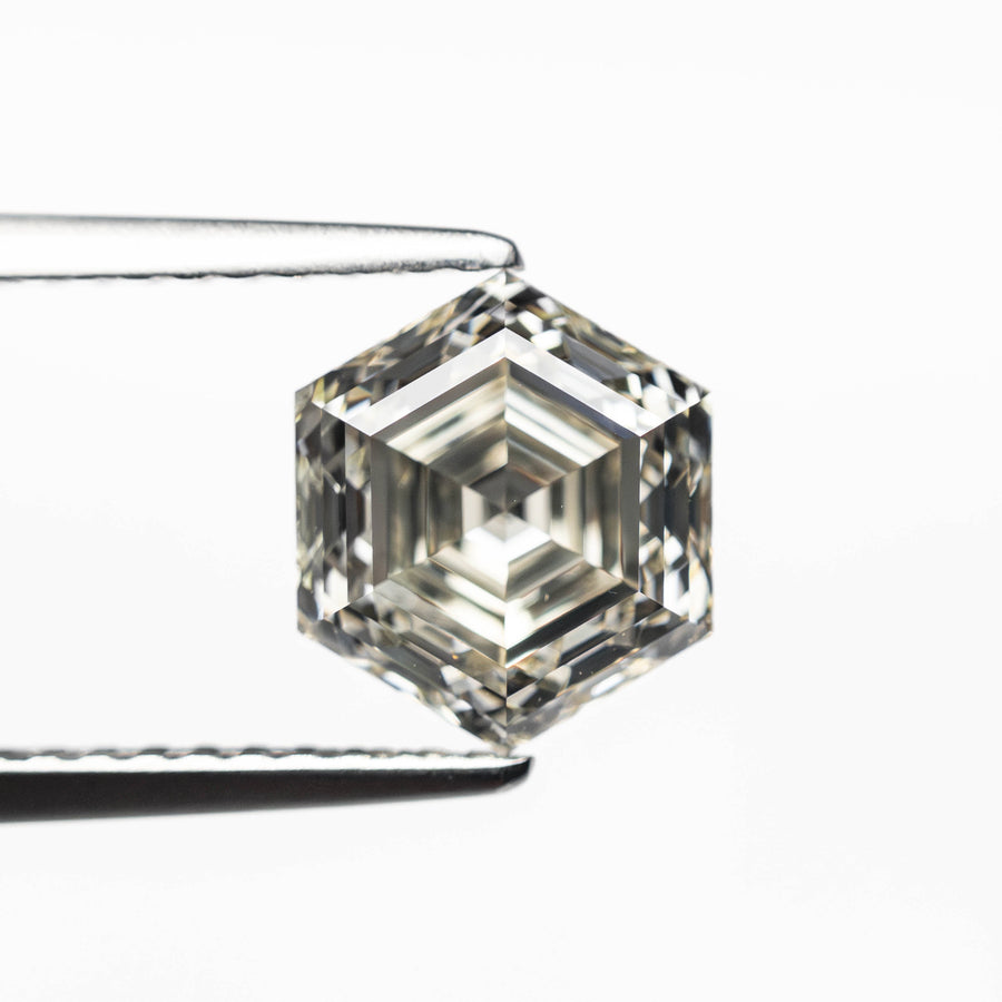 The 2.07ct 8.18x7.02x4.88mm VVS2 O-P Hexagon Step Cut 🇨🇦 24993-01 by East London jeweller Rachel Boston | Discover our collections of unique and timeless engagement rings, wedding rings, and modern fine jewellery. - Rachel Boston Jewellery