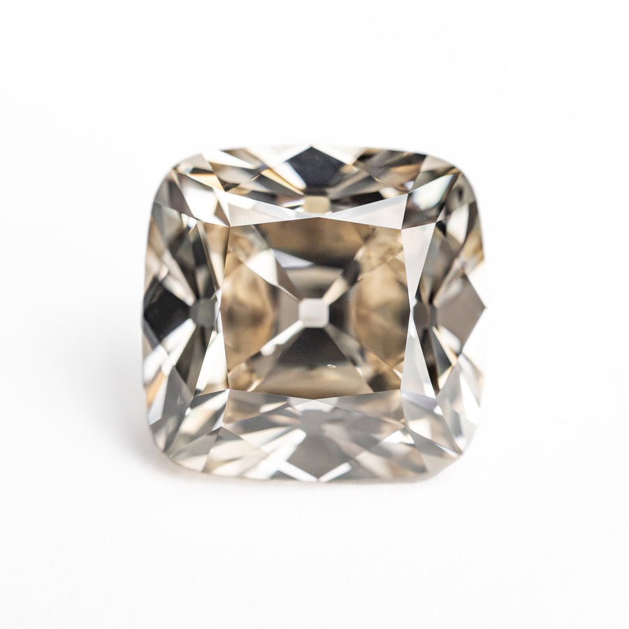 The 4.05ct 9.16x8.89x6.28mm VS2 C3 Modern Antique Old Mine Cut 🇨🇦 26807-01 by East London jeweller Rachel Boston | Discover our collections of unique and timeless engagement rings, wedding rings, and modern fine jewellery. - Rachel Boston Jewellery