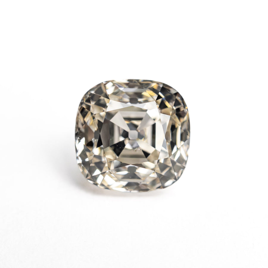 The 2.01ct 7.20x7.06x4.78mm SI2 L Modern Antique Old Mine Cut 🇨🇦 26834-01 by East London jeweller Rachel Boston | Discover our collections of unique and timeless engagement rings, wedding rings, and modern fine jewellery. - Rachel Boston Jewellery