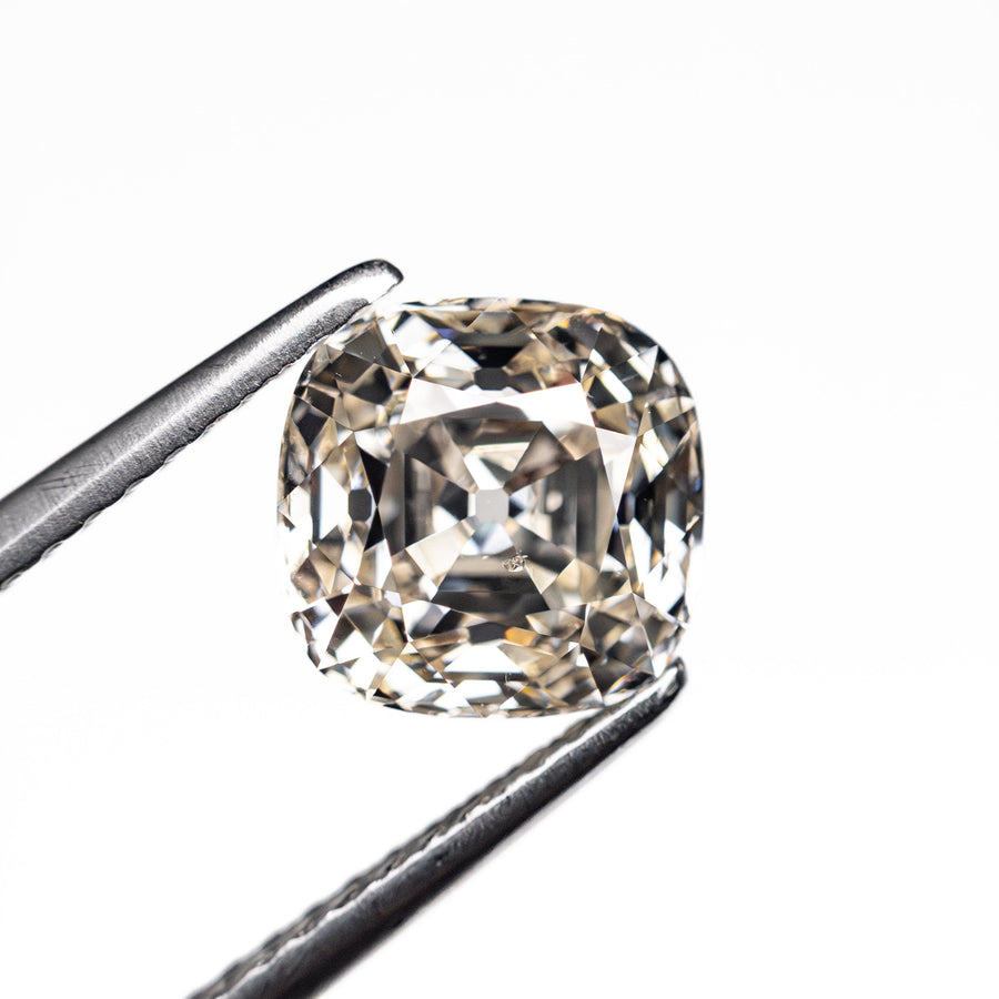 The 2.01ct 7.20x7.06x4.78mm SI2 L Modern Antique Old Mine Cut 🇨🇦 26834-01 by East London jeweller Rachel Boston | Discover our collections of unique and timeless engagement rings, wedding rings, and modern fine jewellery. - Rachel Boston Jewellery