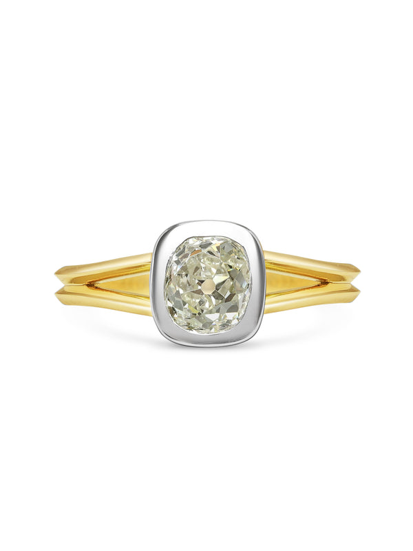 The FLORIAN Ring by East London jeweller Rachel Boston | Discover our collections of unique and timeless engagement rings, wedding rings, and modern fine jewellery.