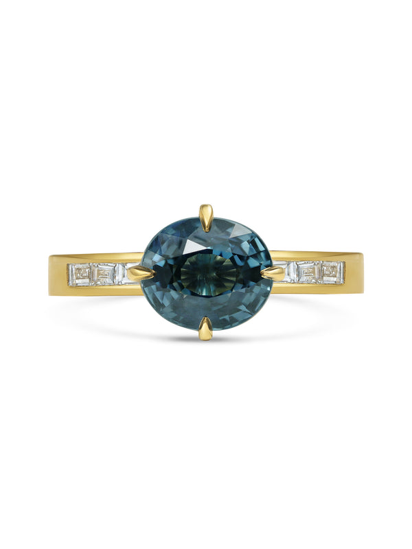 The Essequibo Ring by East London jeweller Rachel Boston | Discover our collections of unique and timeless engagement rings, wedding rings, and modern fine jewellery.
