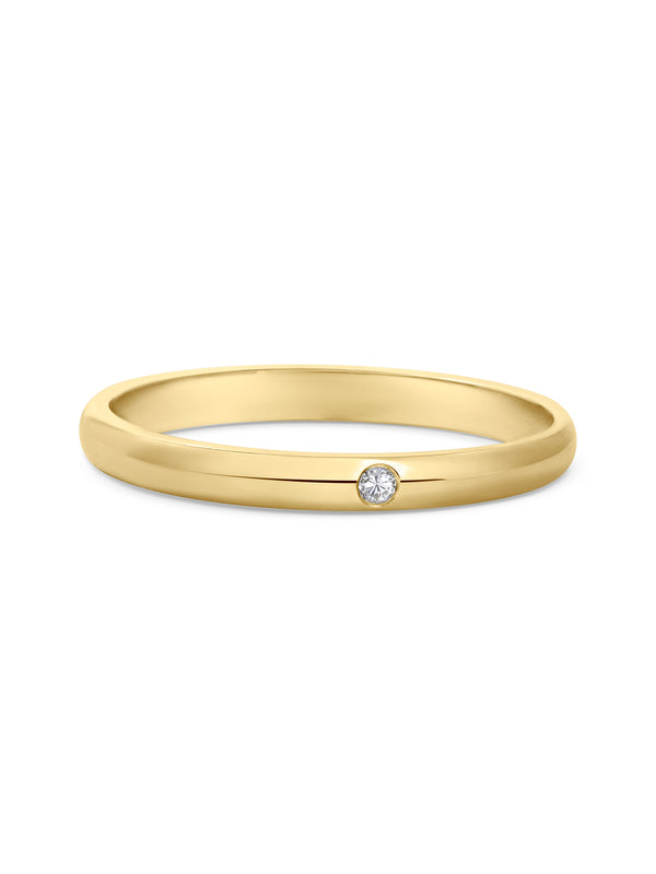 The Unum Ring by East London jeweller Rachel Boston | Discover our collections of unique and timeless engagement rings, wedding rings, and modern fine jewellery.