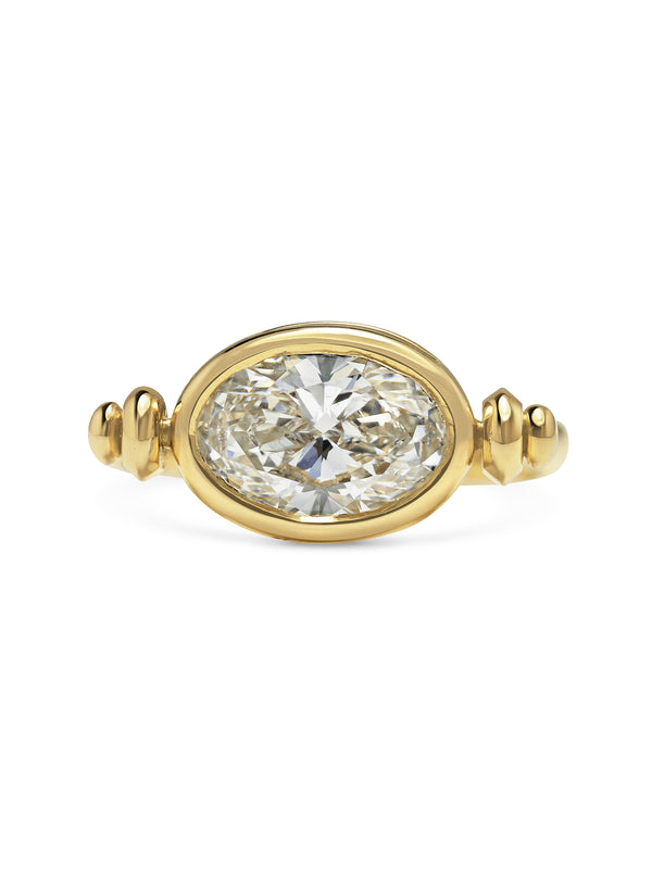 The PIVOT Ring by East London jeweller Rachel Boston | Discover our collections of unique and timeless engagement rings, wedding rings, and modern fine jewellery.