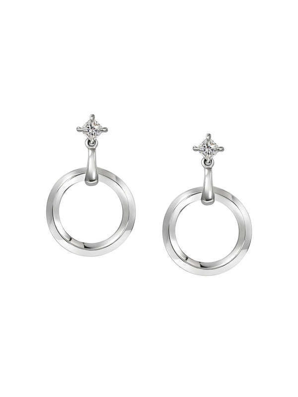 The Knife Edge Circulum Earrings by East London jeweller Rachel Boston | Discover our collections of unique and timeless engagement rings, wedding rings, and modern fine jewellery.