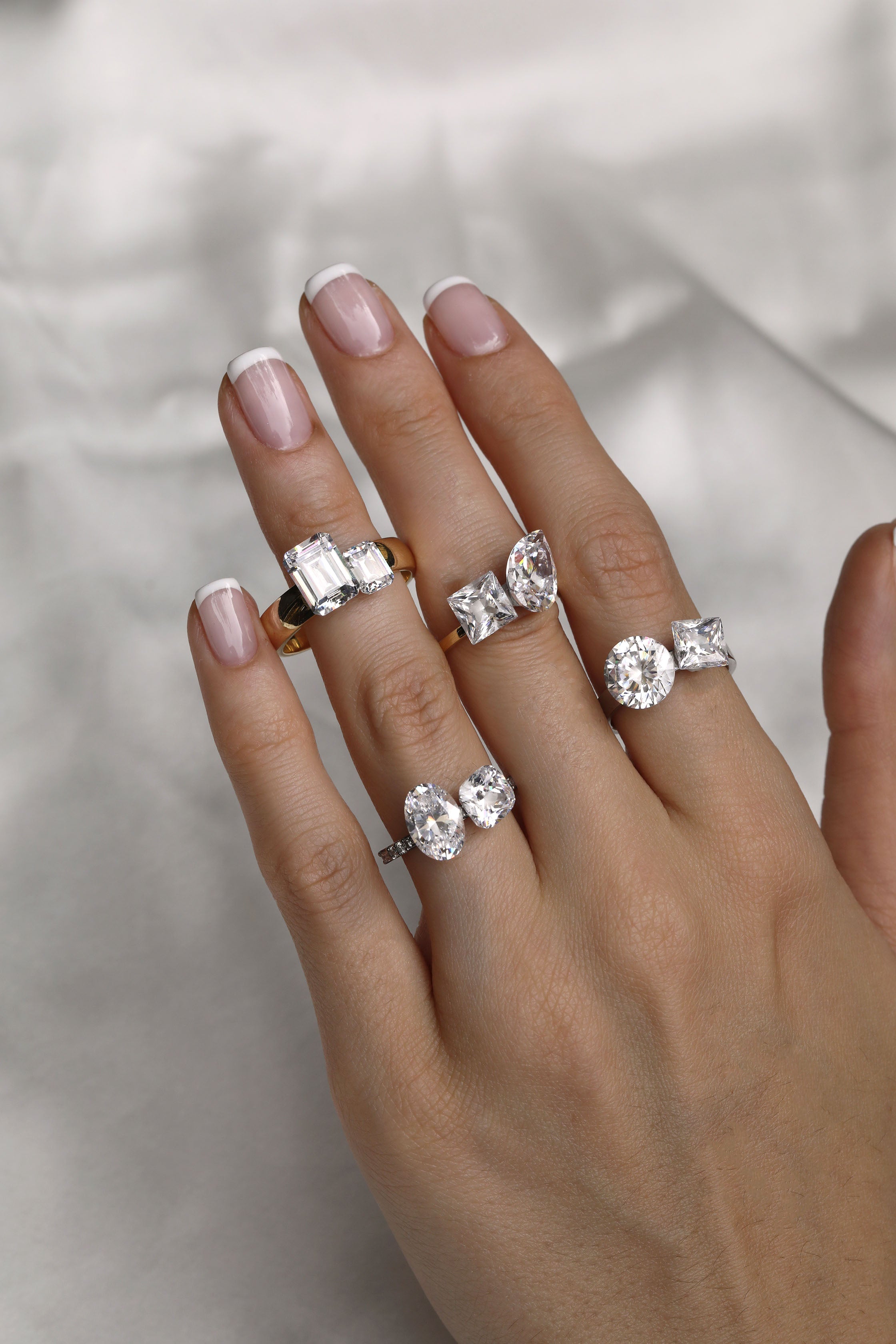 The Top 7 Most Popular 2 Carat Engagement Ring Designs