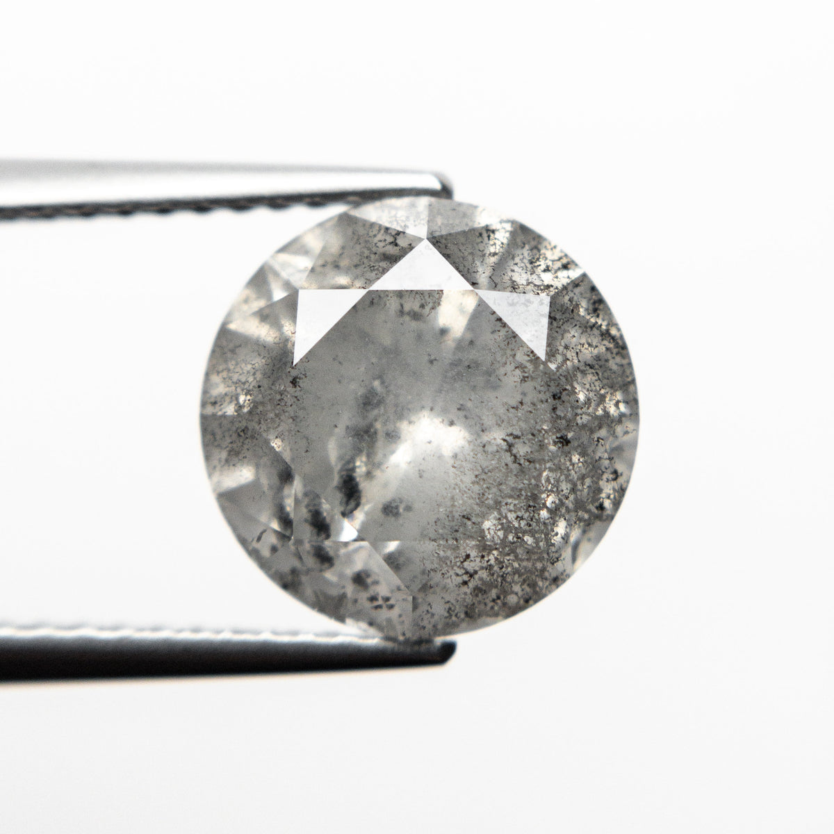 The 3.66ct 9.57x9.54x6.16mm Round Brilliant 18929-09 by East London jeweller Rachel Boston | Discover our collections of unique and timeless engagement rings, wedding rings, and modern fine jewellery.