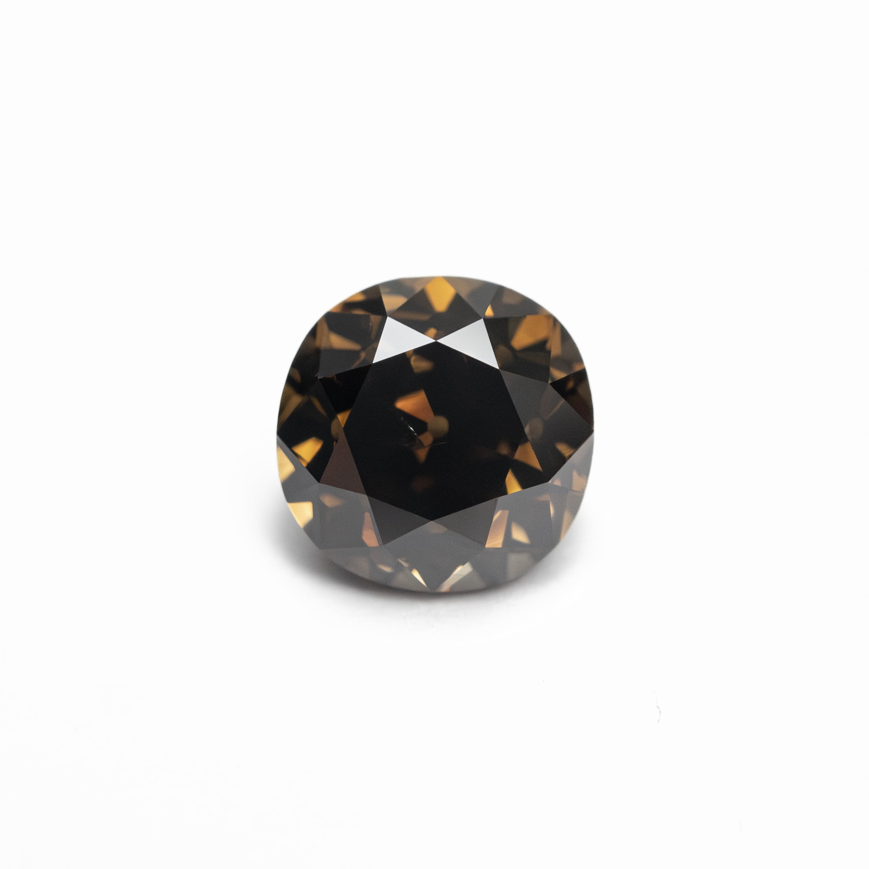 The 1.00ct 5.86x5.83x4.11mm SI2 C8 Modern Antique Old Mine Cut 🇨🇦 21797-01 by East London jeweller Rachel Boston | Discover our collections of unique and timeless engagement rings, wedding rings, and modern fine jewellery.