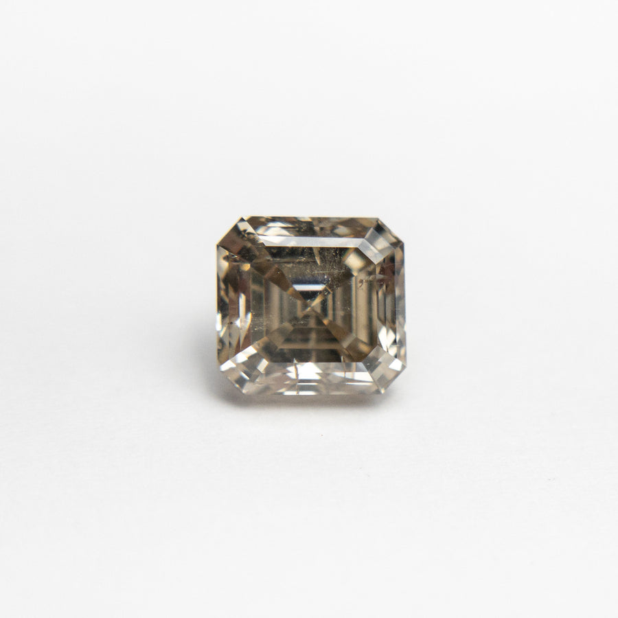 The 1.02ct 5.40x5.10x3.97mm SI3 Cut Corner Rectangle Step Cut 🇨🇦 19164-17 by East London jeweller Rachel Boston | Discover our collections of unique and timeless engagement rings, wedding rings, and modern fine jewellery. - Rachel Boston Jewellery