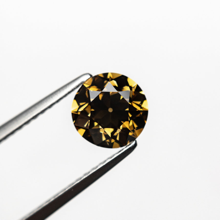 The 1.27ct 6.69x6.61x4.27mm VS2 C8 Round Brilliant 🇨🇦 22307-02 by East London jeweller Rachel Boston | Discover our collections of unique and timeless engagement rings, wedding rings, and modern fine jewellery. - Rachel Boston Jewellery