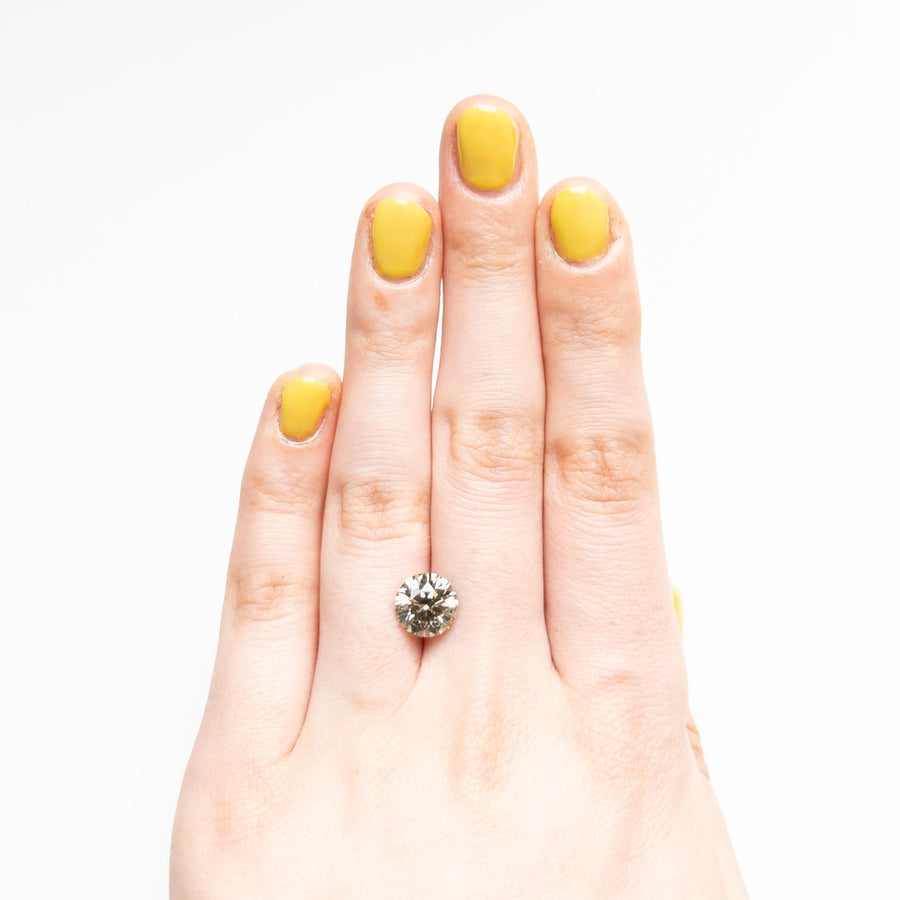 The 2.46ct 8.67x8.65x5.43mm SI1 C3 Round Brilliant 23634-01 by East London jeweller Rachel Boston | Discover our collections of unique and timeless engagement rings, wedding rings, and modern fine jewellery. - Rachel Boston Jewellery