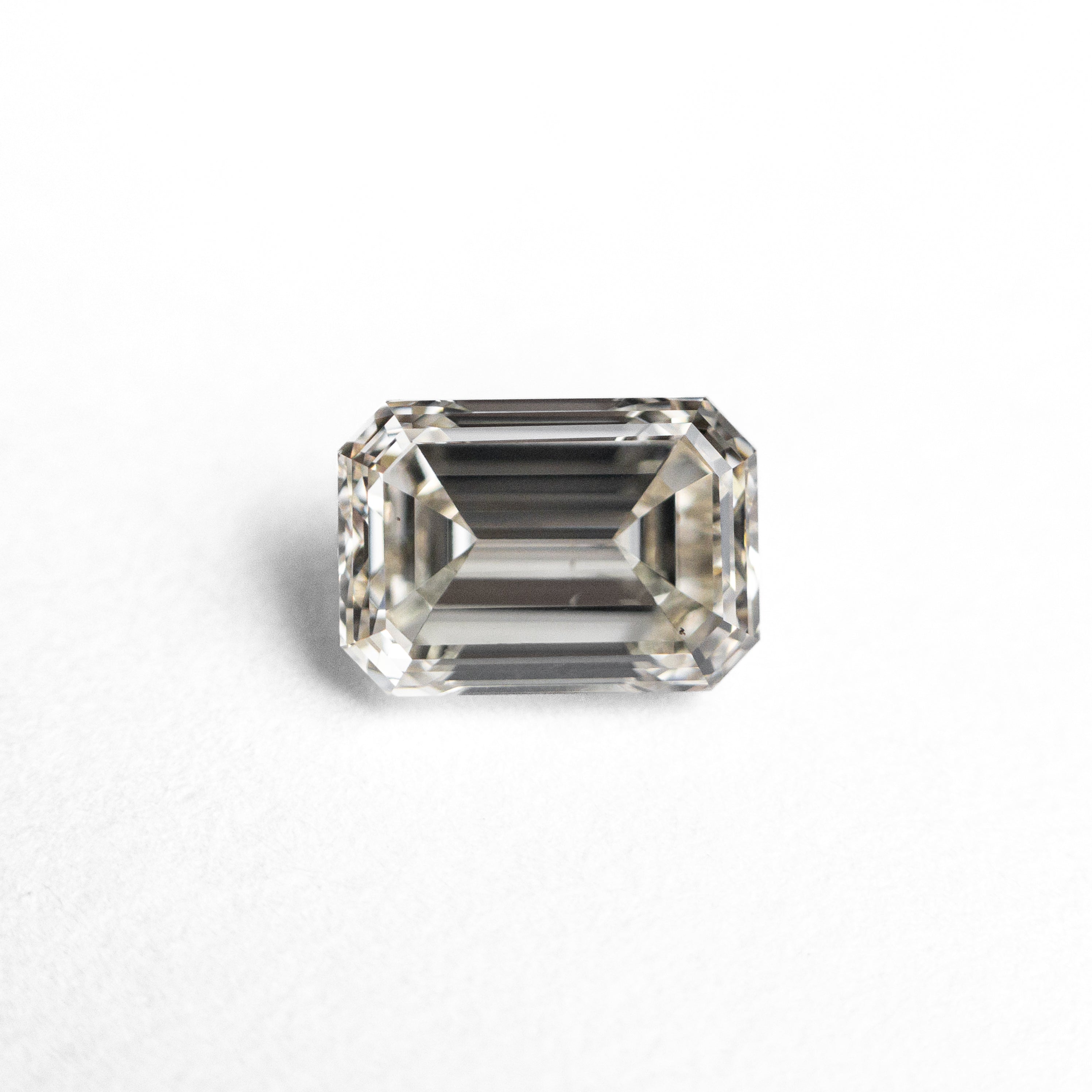 The 0.91ct 6.33x4.40x3.14mm VS2 C1 Cut Corner Rectangle Step Cut 24194-02 by East London jeweller Rachel Boston | Discover our collections of unique and timeless engagement rings, wedding rings, and modern fine jewellery.