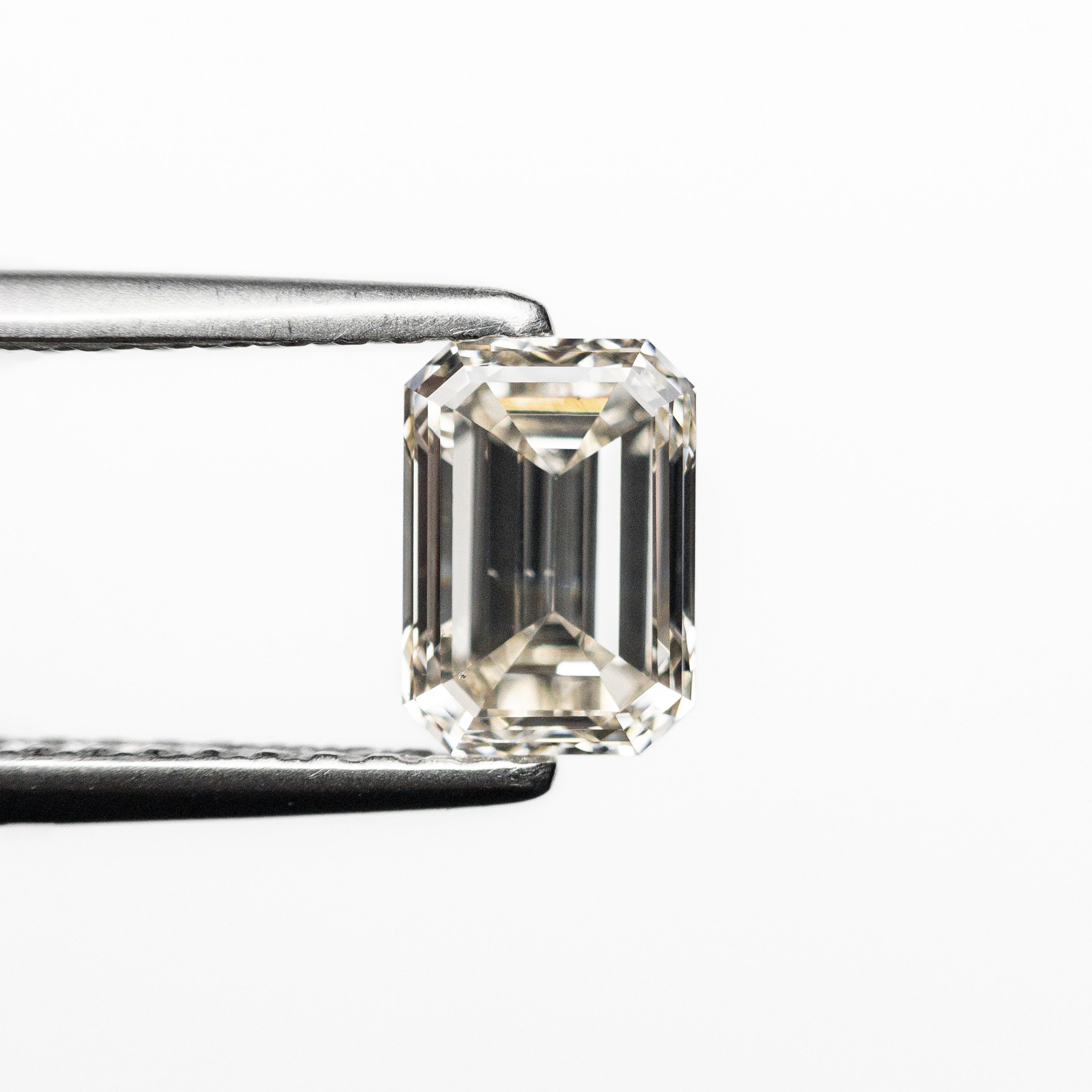 The 0.91ct 6.33x4.40x3.14mm VS2 C1 Cut Corner Rectangle Step Cut 24194-02 by East London jeweller Rachel Boston | Discover our collections of unique and timeless engagement rings, wedding rings, and modern fine jewellery.