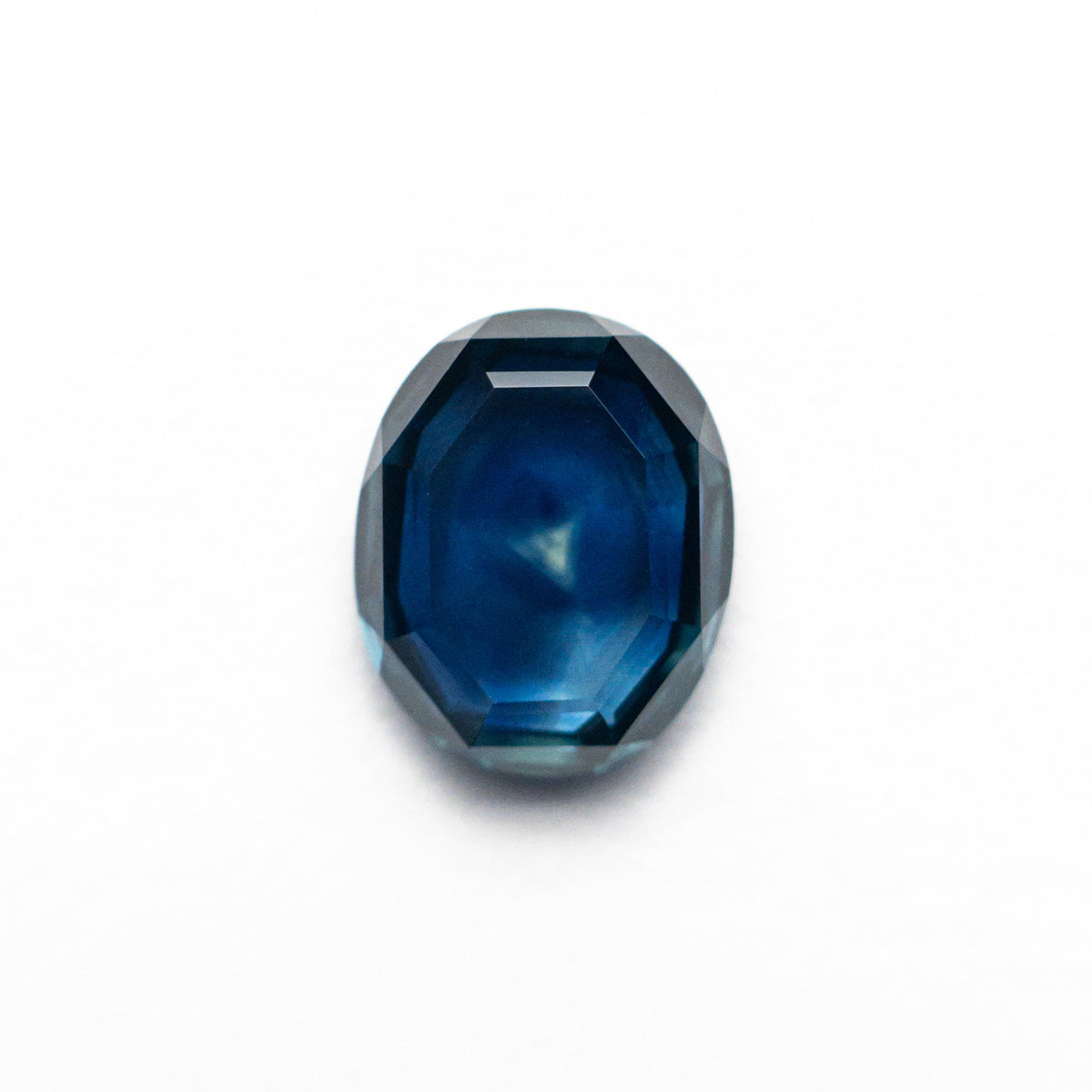 The 1.92ct 8.42x6.83x2.82mm Oval Portrait Cut Sapphire 24197-04 by East London jeweller Rachel Boston | Discover our collections of unique and timeless engagement rings, wedding rings, and modern fine jewellery.