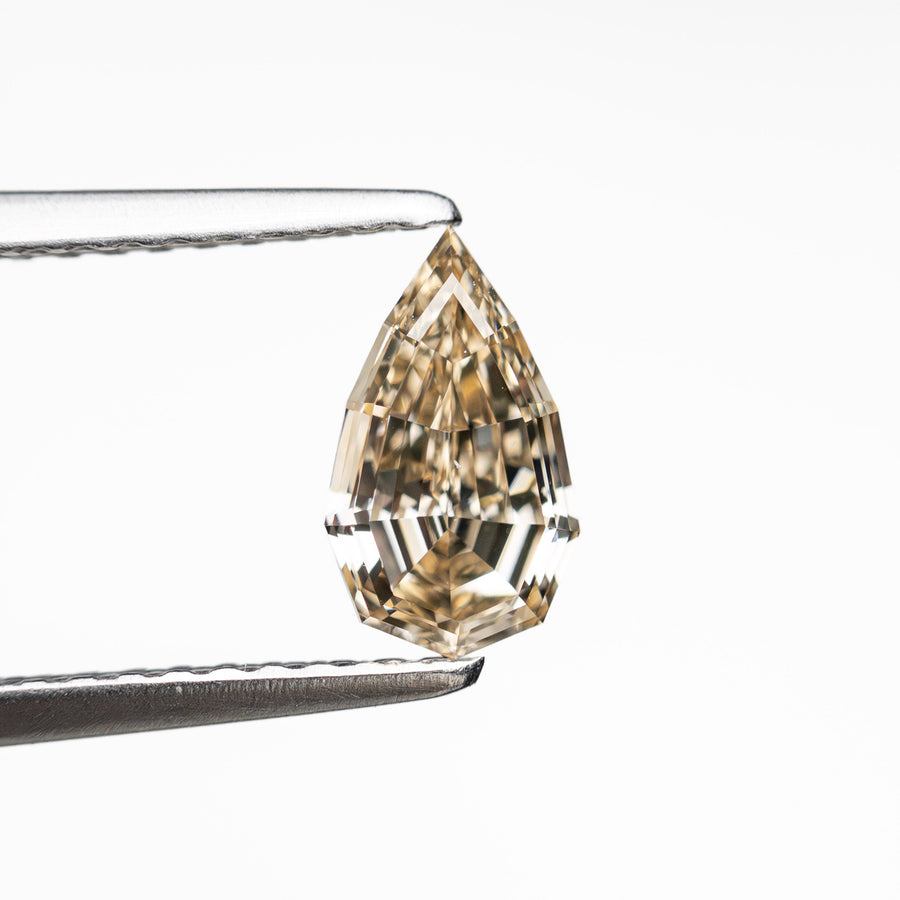 The 0.76ct 7.97x4.72x2.99mm VS1 C4 Geo Pear Step Cut 🇿🇦 26109-05 by East London jeweller Rachel Boston | Discover our collections of unique and timeless engagement rings, wedding rings, and modern fine jewellery. - Rachel Boston Jewellery