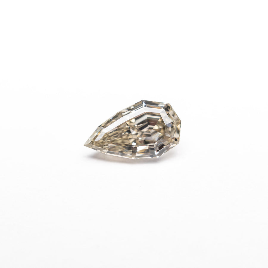 The 0.33ct 6.32x3.77x2.21mm VVS2 C3 Geo Pear Step Cut 🇿🇦 26109-21 by East London jeweller Rachel Boston | Discover our collections of unique and timeless engagement rings, wedding rings, and modern fine jewellery. - Rachel Boston Jewellery