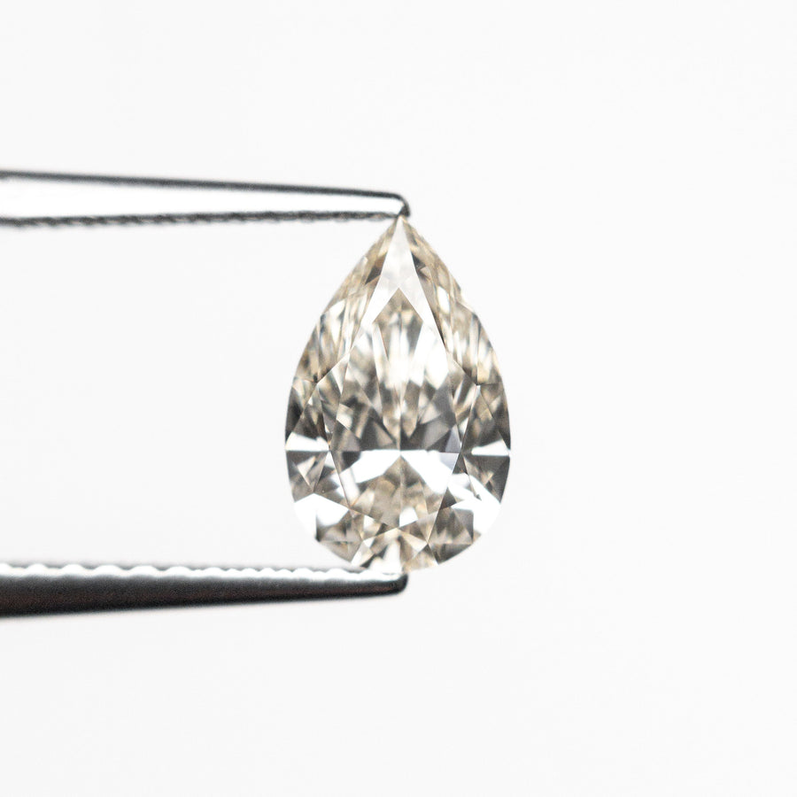 The 1.01ct 8.67x5.53x3.37mm VVS1 L Pear Brilliant 🇨🇦 26120-10 by East London jeweller Rachel Boston | Discover our collections of unique and timeless engagement rings, wedding rings, and modern fine jewellery. - Rachel Boston Jewellery