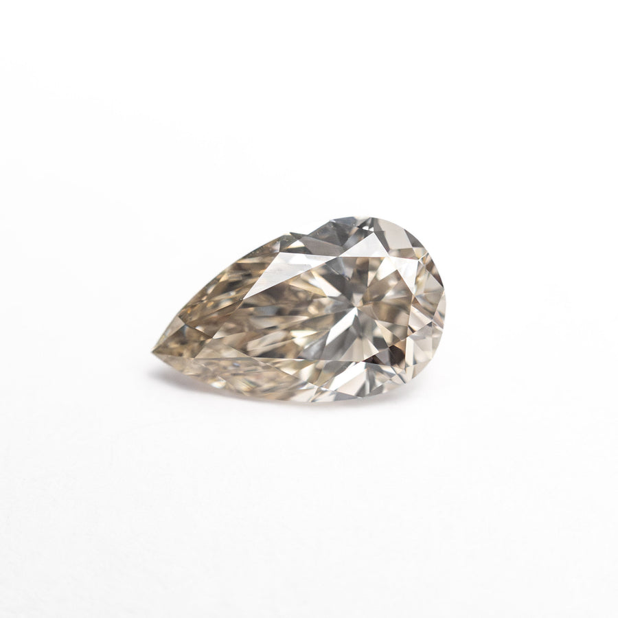 The 0.70ct 7.94x4.75x3.02mm VVS2 U-V Pear Brilliant 🇨🇦 26121-04 by East London jeweller Rachel Boston | Discover our collections of unique and timeless engagement rings, wedding rings, and modern fine jewellery. - Rachel Boston Jewellery