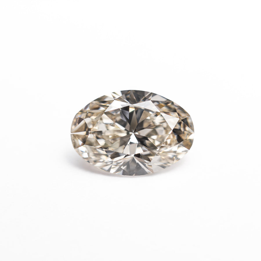 The 1.00ct 7.89x5.49x3.52mm VS1 N Oval Brilliant 🇿🇦 26318-01 by East London jeweller Rachel Boston | Discover our collections of unique and timeless engagement rings, wedding rings, and modern fine jewellery. - Rachel Boston Jewellery