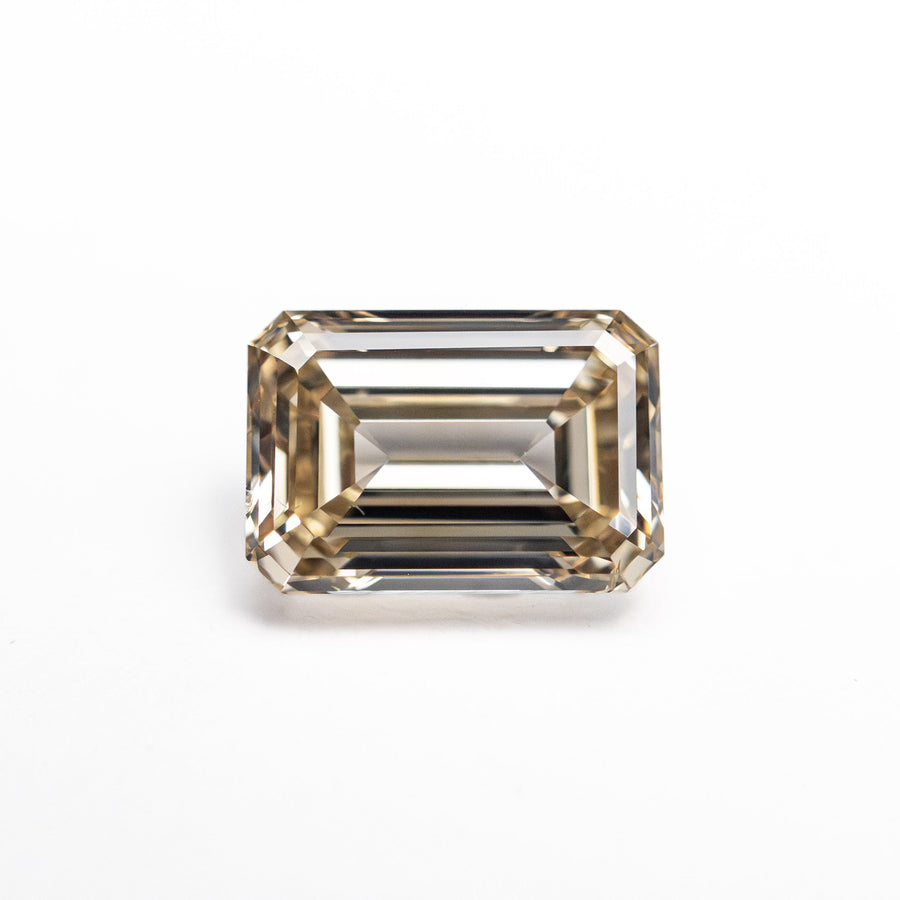 The 1.53ct 7.80x5.46x3.39mm SI1 C4 Cut Corner Rectangle Step Cut 26606-02 by East London jeweller Rachel Boston | Discover our collections of unique and timeless engagement rings, wedding rings, and modern fine jewellery. - Rachel Boston Jewellery