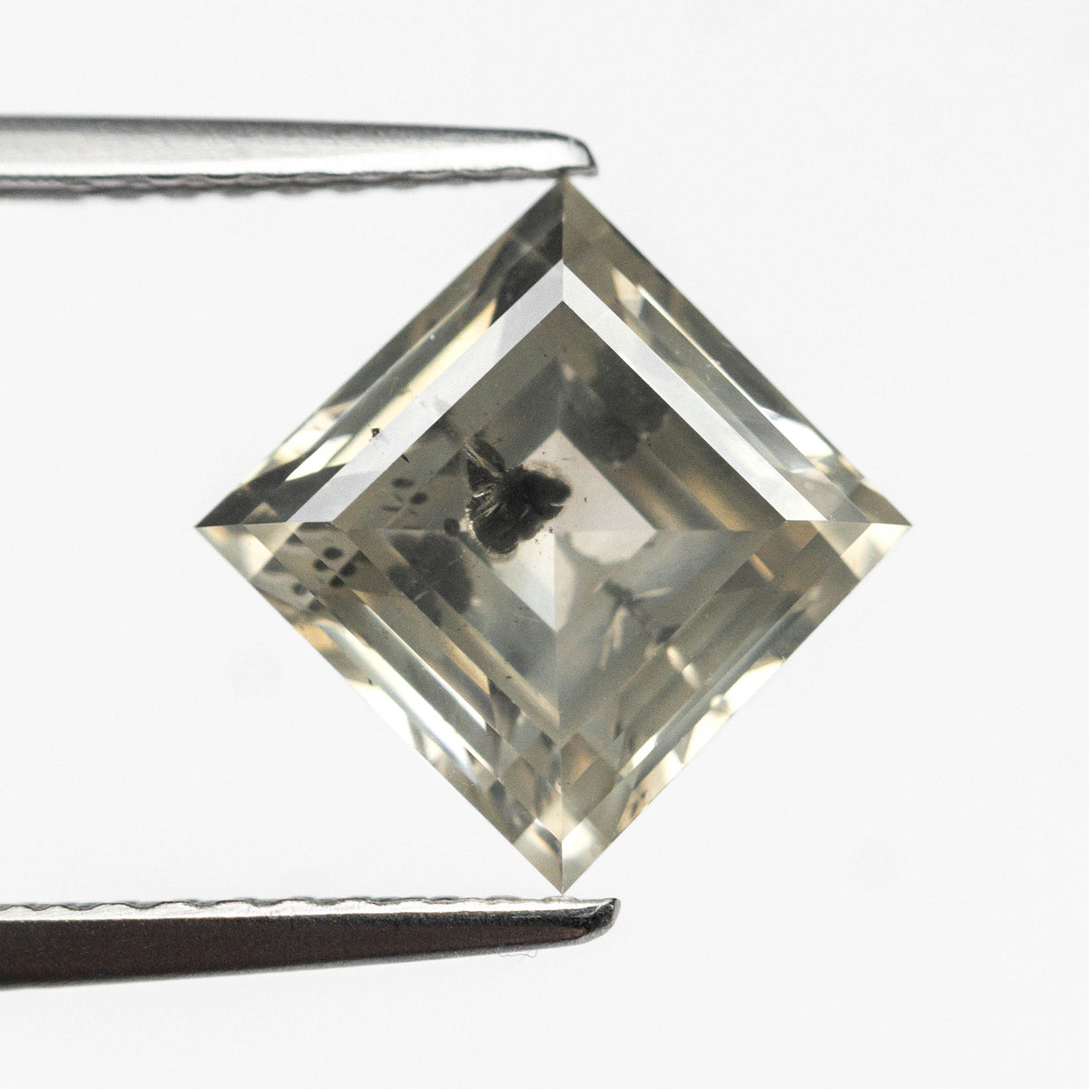 The 2.99ct 7.84x7.82x4.75mm Carré Step Cut 26787-37 by East London jeweller Rachel Boston | Discover our collections of unique and timeless engagement rings, wedding rings, and modern fine jewellery.