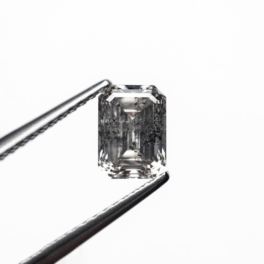 The 1.08ct 6.65x4.80x3.38mm Cut Corner Rectangle Step Cut 🇨🇦 26893-01 by East London jeweller Rachel Boston | Discover our collections of unique and timeless engagement rings, wedding rings, and modern fine jewellery. - Rachel Boston Jewellery