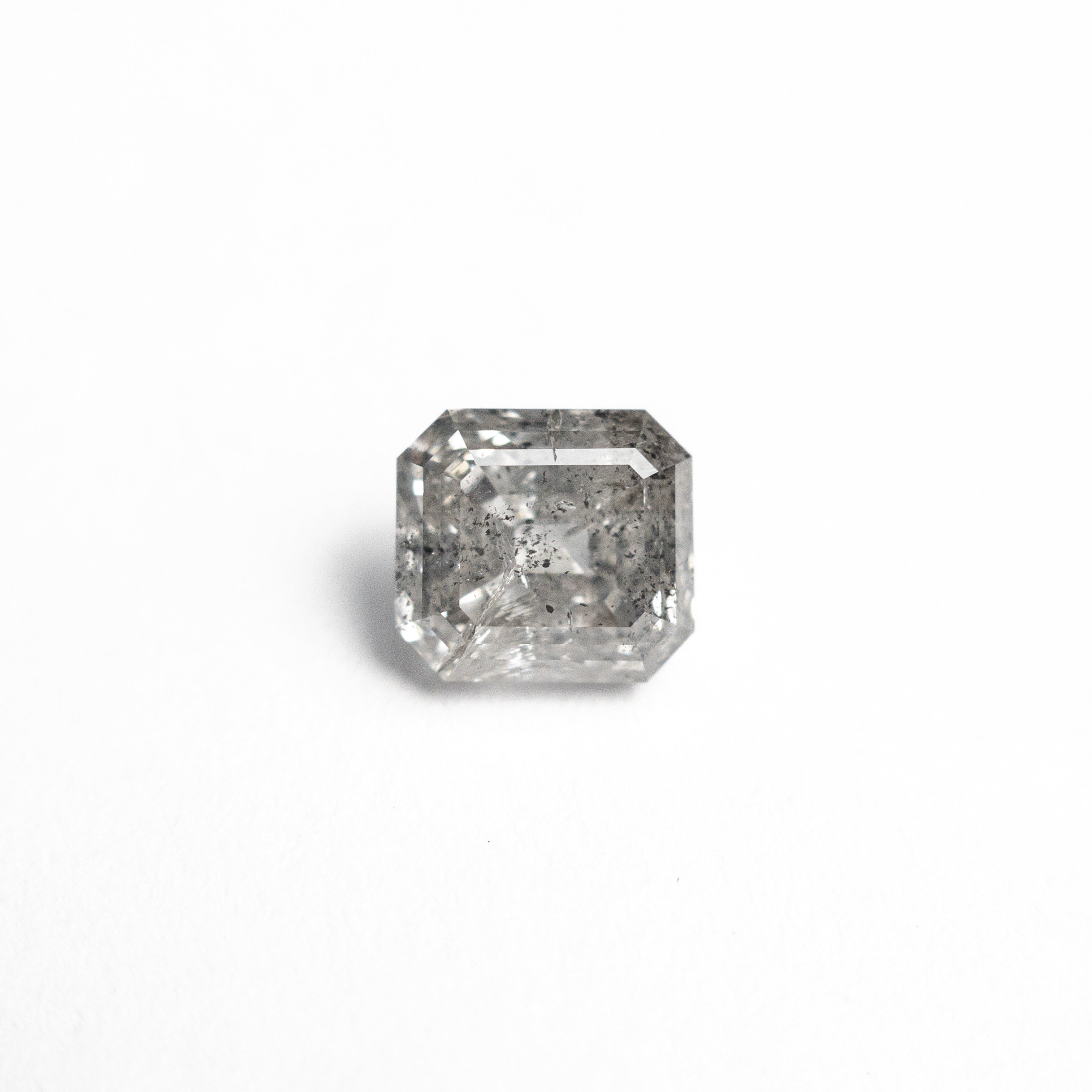 The 0.85ct 5.23x4.77x3.46mm Cut Corner Rectangle Step Cut 🇨🇦 26895-01 by East London jeweller Rachel Boston | Discover our collections of unique and timeless engagement rings, wedding rings, and modern fine jewellery.