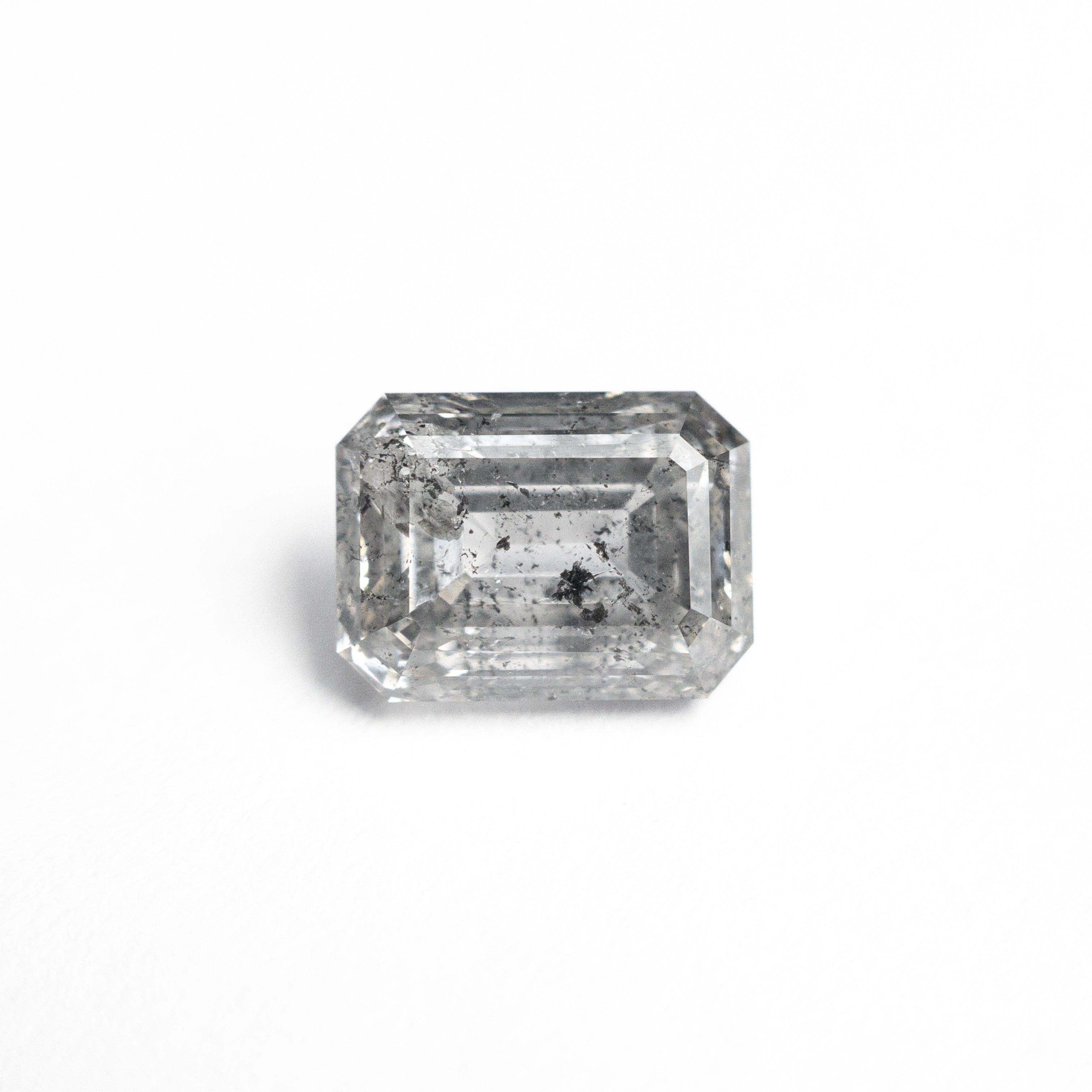 The 1.52ct 7.21x5.36x3.77mm Cut Corner Rectangle Step Cut 🇨🇦 26947-01 by East London jeweller Rachel Boston | Discover our collections of unique and timeless engagement rings, wedding rings, and modern fine jewellery.