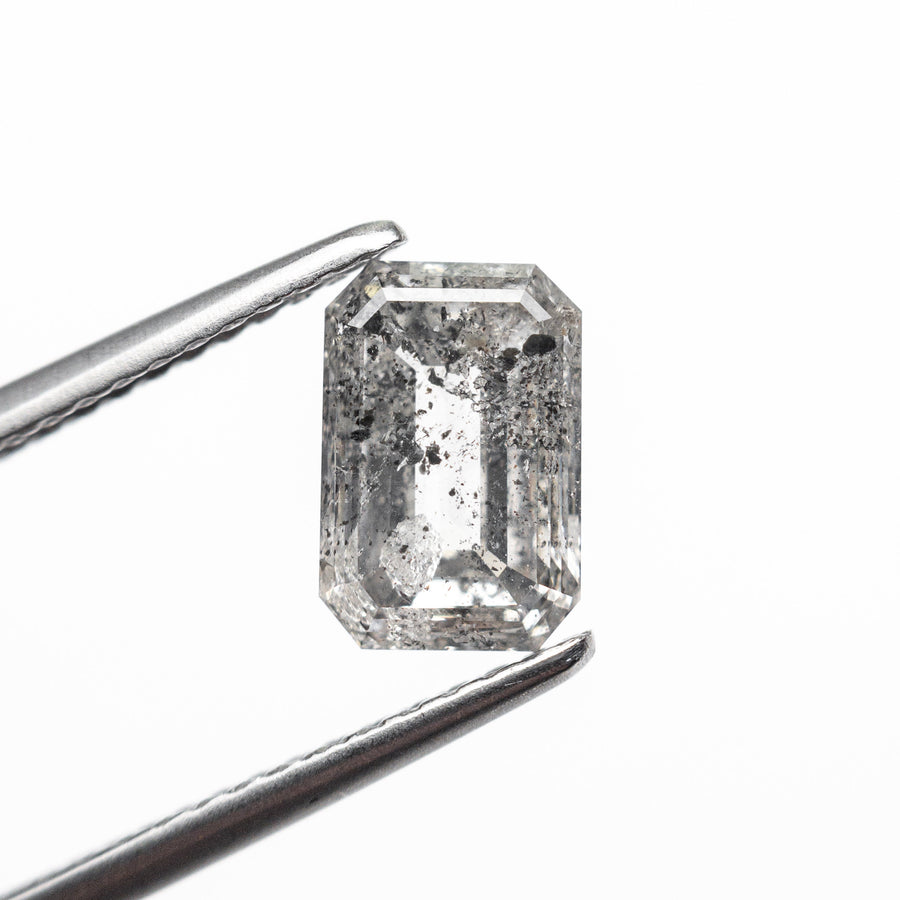 The 1.47ct 7.99x5.35x3.22mm Cut Corner Rectangle Step Cut 🇨🇦 26979-01 by East London jeweller Rachel Boston | Discover our collections of unique and timeless engagement rings, wedding rings, and modern fine jewellery. - Rachel Boston Jewellery