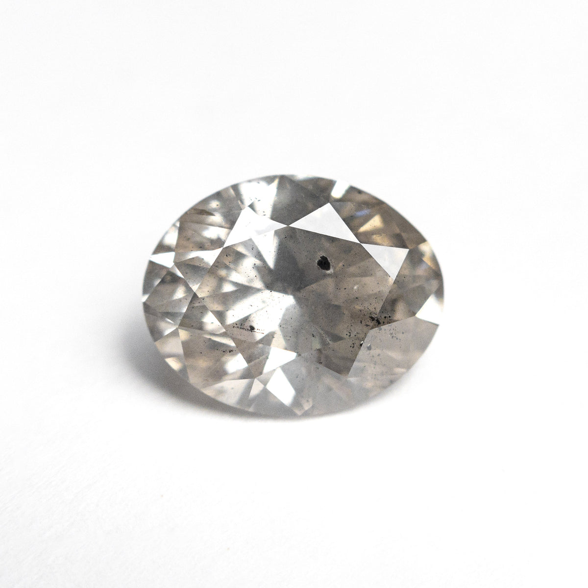 The 2.26ct 9.72x7.79x4.77mm Oval Brilliant 27241-03 by East London jeweller Rachel Boston | Discover our collections of unique and timeless engagement rings, wedding rings, and modern fine jewellery.