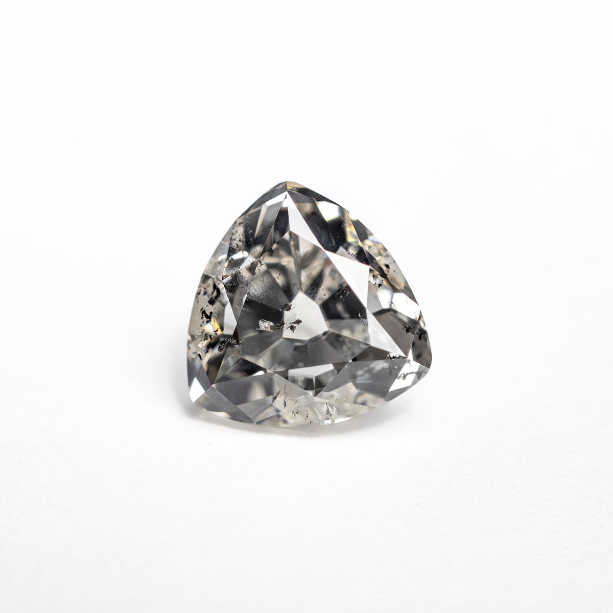 The 1.38ct 6.73x6.70x4.32mm Trillion Brilliant 🇨🇦 27255-01 by East London jeweller Rachel Boston | Discover our collections of unique and timeless engagement rings, wedding rings, and modern fine jewellery.