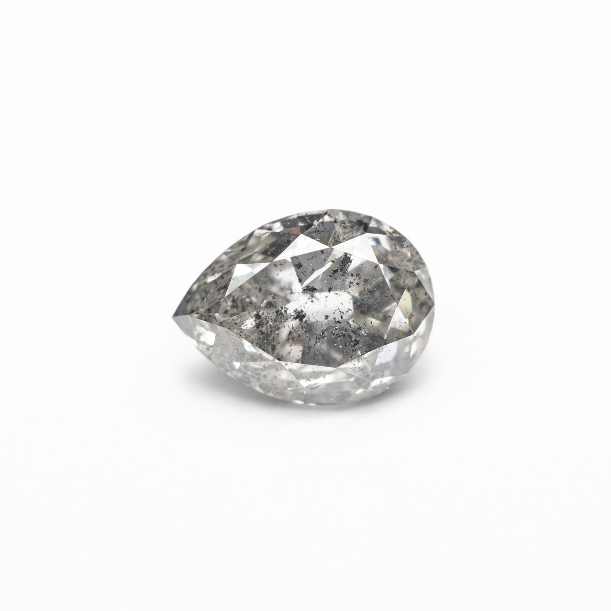 The 1.47ct 8.02x5.96x4.23mm Pear Brilliant 🇨🇦 27271-01 by East London jeweller Rachel Boston | Discover our collections of unique and timeless engagement rings, wedding rings, and modern fine jewellery.
