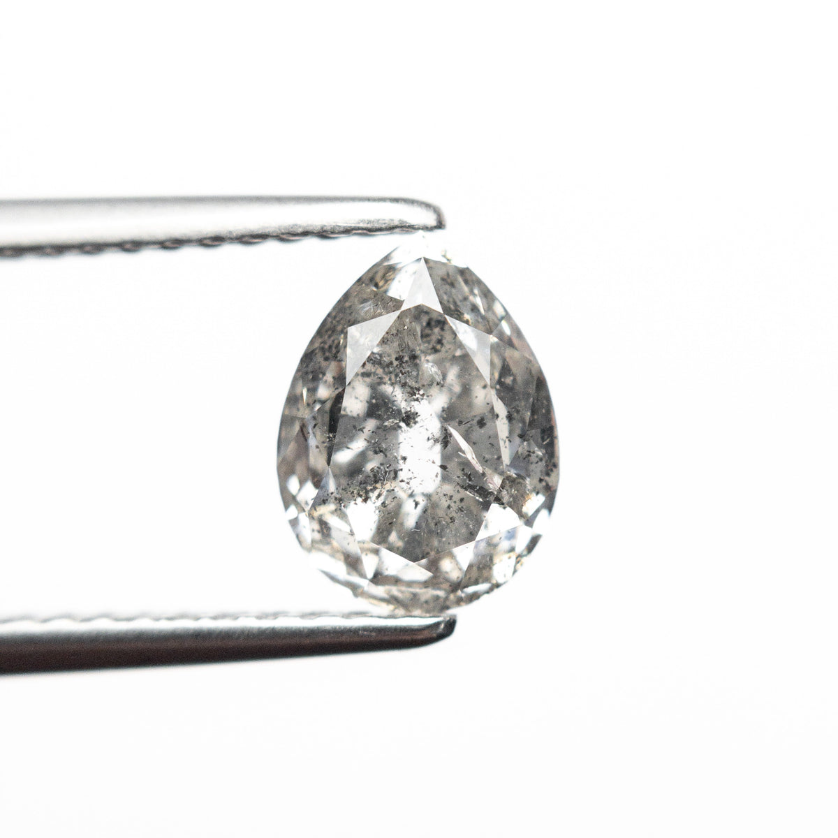 The 1.47ct 8.02x5.96x4.23mm Pear Brilliant 🇨🇦 27271-01 by East London jeweller Rachel Boston | Discover our collections of unique and timeless engagement rings, wedding rings, and modern fine jewellery.