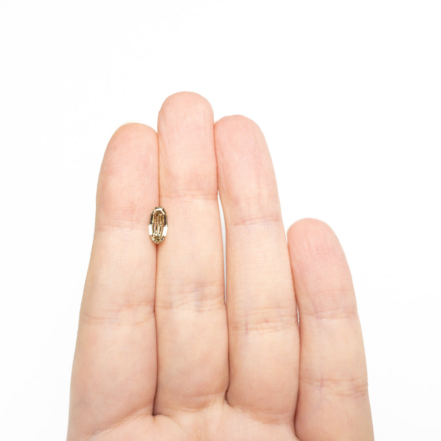 The 1.00ct 8.92x4.52x2.83mm SI2 C4 Geo Oval Step Cut 🇿🇦 27375-05 by East London jeweller Rachel Boston | Discover our collections of unique and timeless engagement rings, wedding rings, and modern fine jewellery. - Rachel Boston Jewellery