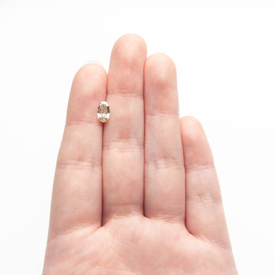 The 1.00ct 8.47x4.98x2.88mm SI1 C2 Geo Oval Step Cut 🇿🇦 27375-22 by East London jeweller Rachel Boston | Discover our collections of unique and timeless engagement rings, wedding rings, and modern fine jewellery. - Rachel Boston Jewellery