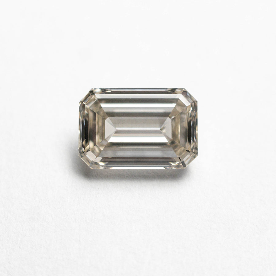 The 1.00ct 6.93x4.69x2.81mm VS1 N Cut Corner Rectangle Step Cut 🇨🇦 27376-09 by East London jeweller Rachel Boston | Discover our collections of unique and timeless engagement rings, wedding rings, and modern fine jewellery. - Rachel Boston Jewellery
