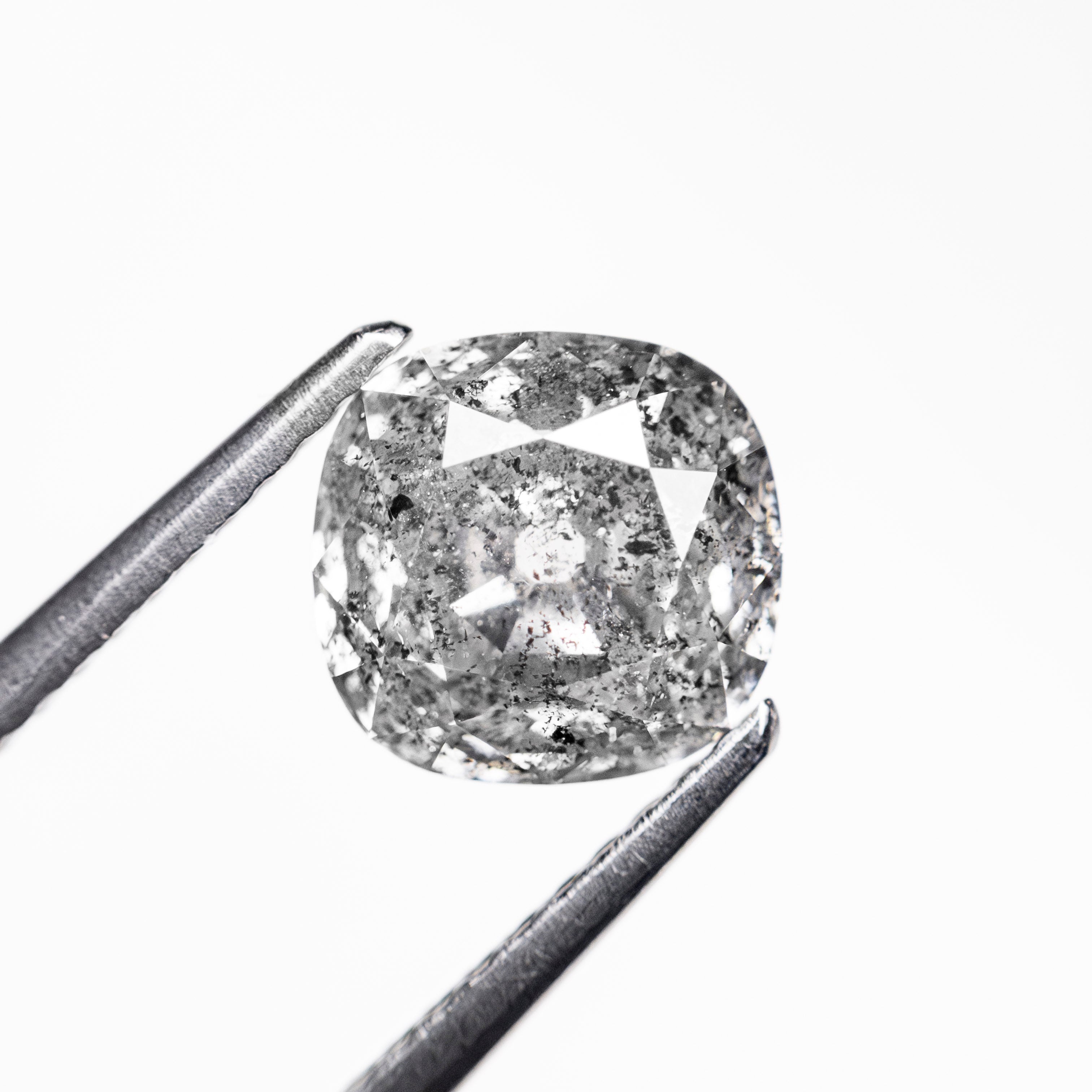 The 2.14ct 7.23x6.98x4.85mm Modern Antique Old Mine Cut 🇨🇦 27621-01 by East London jeweller Rachel Boston | Discover our collections of unique and timeless engagement rings, wedding rings, and modern fine jewellery.
