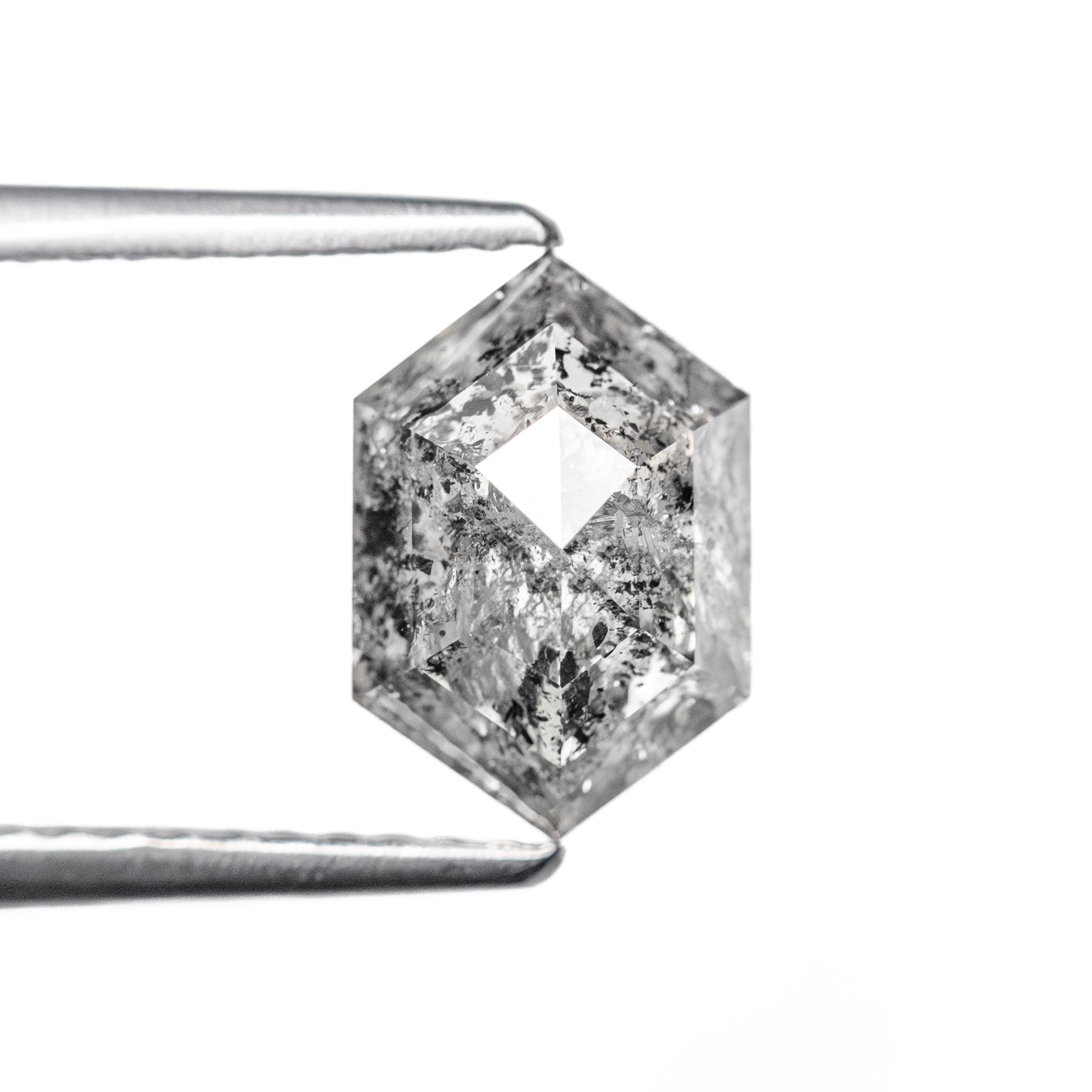 The 1.82ct 9.05x6.14x4.07mm Hexagon Step Cut 🇨🇦 27636-01 by East London jeweller Rachel Boston | Discover our collections of unique and timeless engagement rings, wedding rings, and modern fine jewellery.