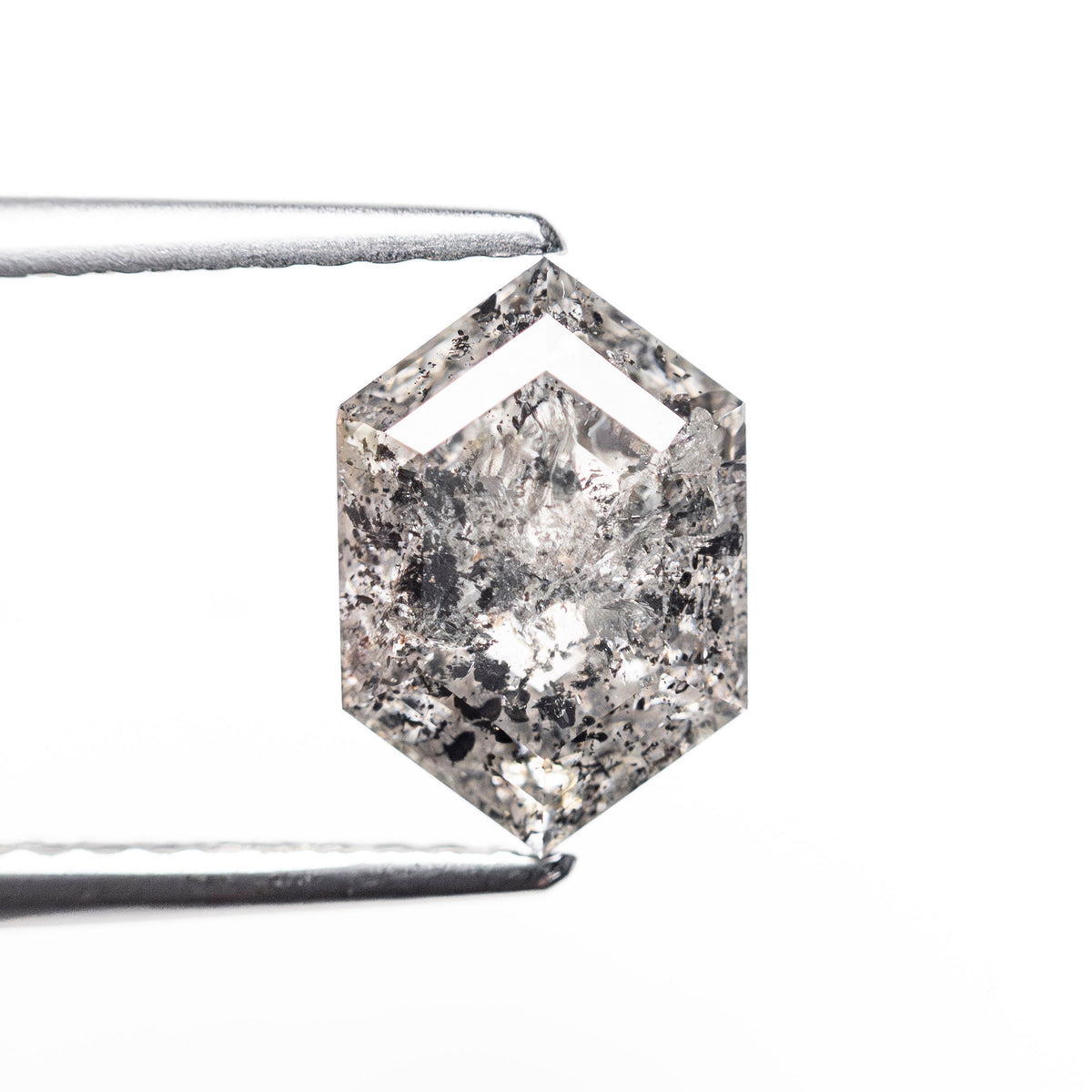 The 1.82ct 9.05x6.14x4.07mm Hexagon Step Cut 🇨🇦 27636-01 by East London jeweller Rachel Boston | Discover our collections of unique and timeless engagement rings, wedding rings, and modern fine jewellery.