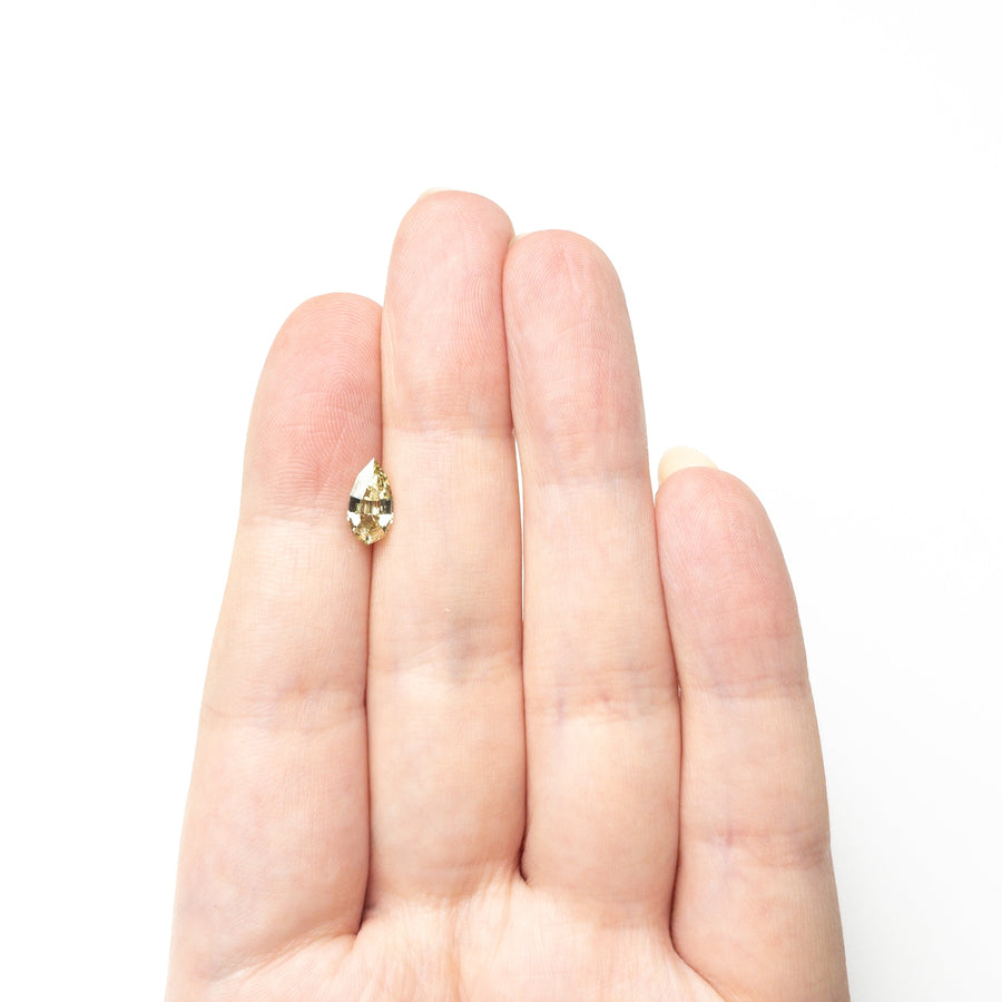 1.02ct 9.60x4.91x3.19mm VVS2 Greenish Yellow Geo Pear Step Cut 27905-10 - Rachel Boston Jewellery