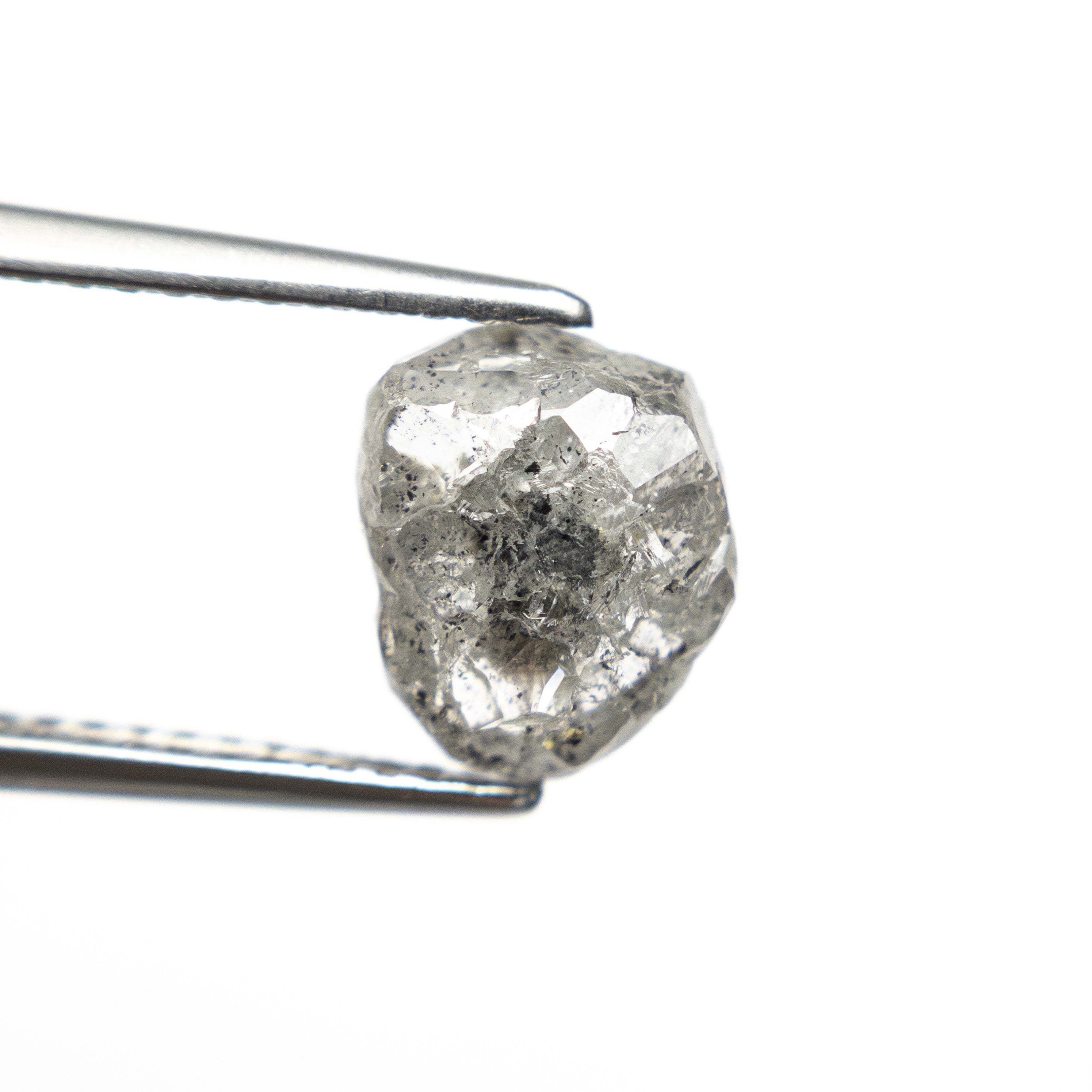 The 2.63ct 8.54x7.03x4.20mm Polished Raw Diamond 🇨🇦 27978-01 by East London jeweller Rachel Boston | Discover our collections of unique and timeless engagement rings, wedding rings, and modern fine jewellery.