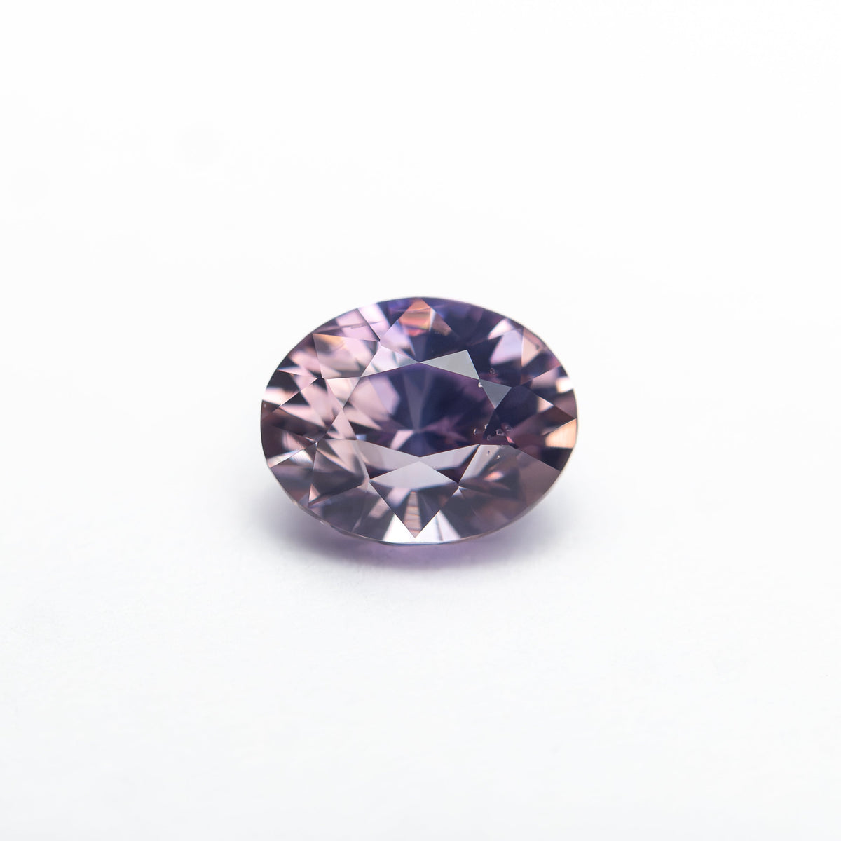 The 1.04ct 6.26x4.97x4.15mm Oval Brilliant Sapphire 28222-01 by East London jeweller Rachel Boston | Discover our collections of unique and timeless engagement rings, wedding rings, and modern fine jewellery.