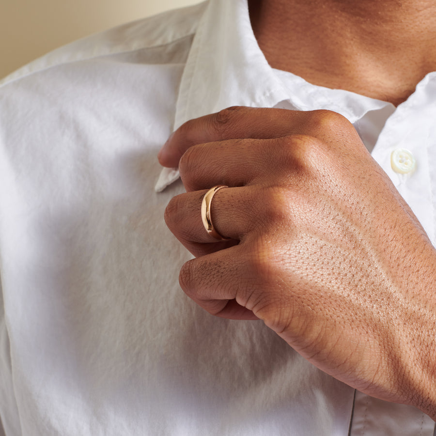 Indian Wedding In Which Finger Male Wear Engagement Ring 8+