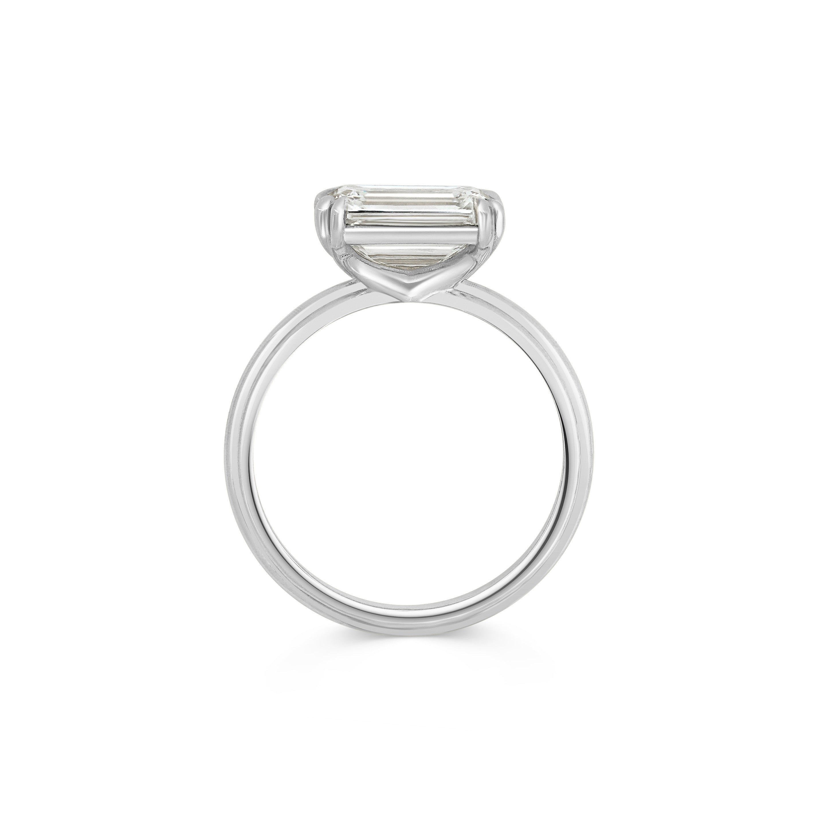 The Adelaide Ring by East London jeweller Rachel Boston | Discover our collections of unique and timeless engagement rings, wedding rings, and modern fine jewellery.
