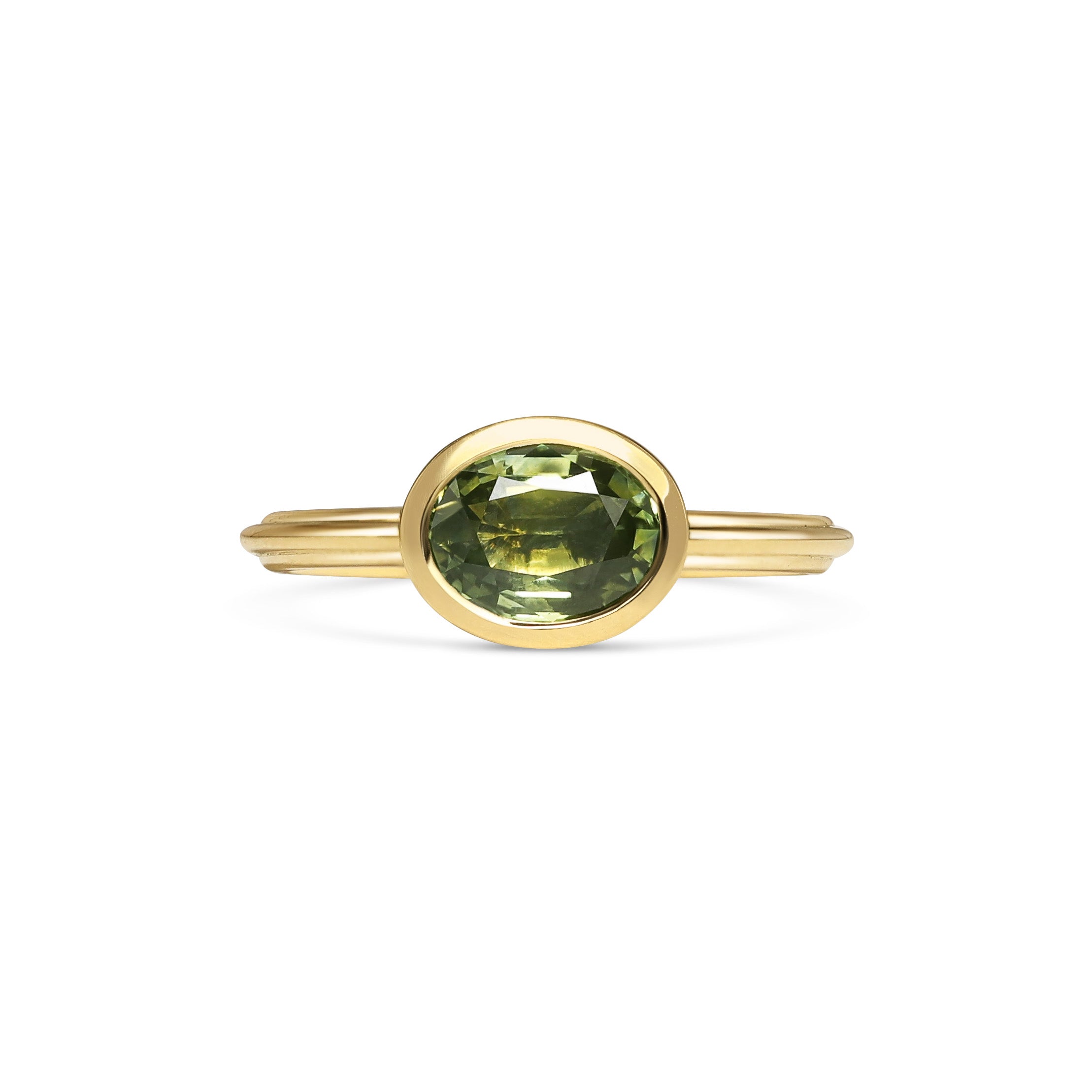 The X - Arauca Ring by East London jeweller Rachel Boston | Discover our collections of unique and timeless engagement rings, wedding rings, and modern fine jewellery.