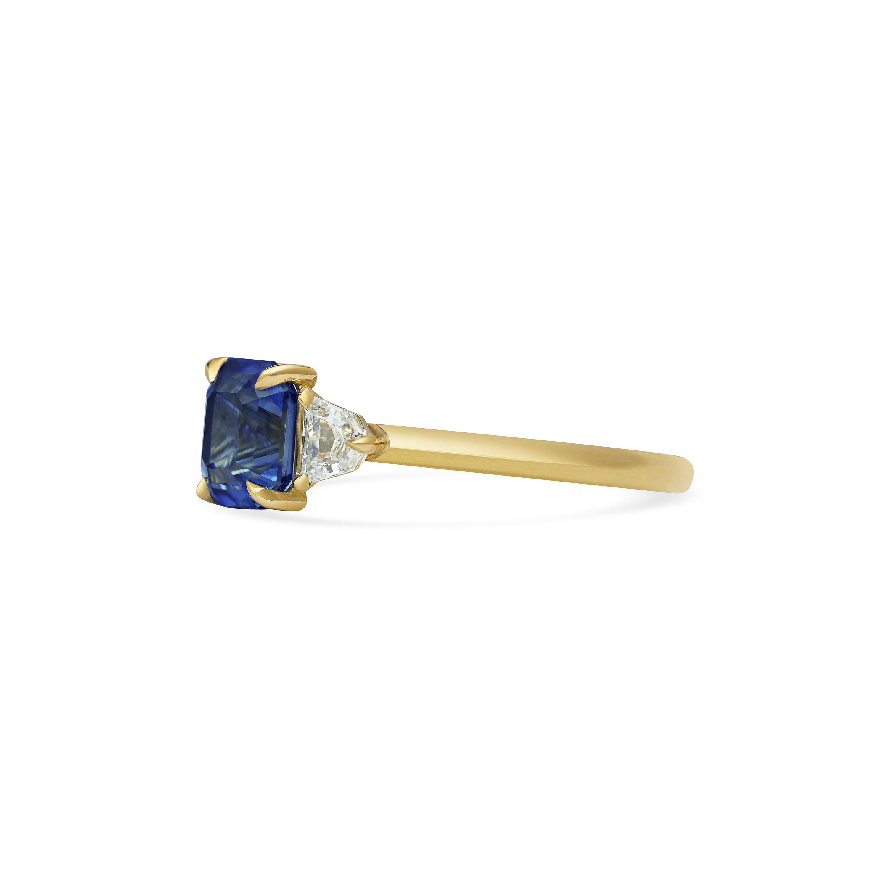 The Baudó Ring by East London jeweller Rachel Boston | Discover our collections of unique and timeless engagement rings, wedding rings, and modern fine jewellery.