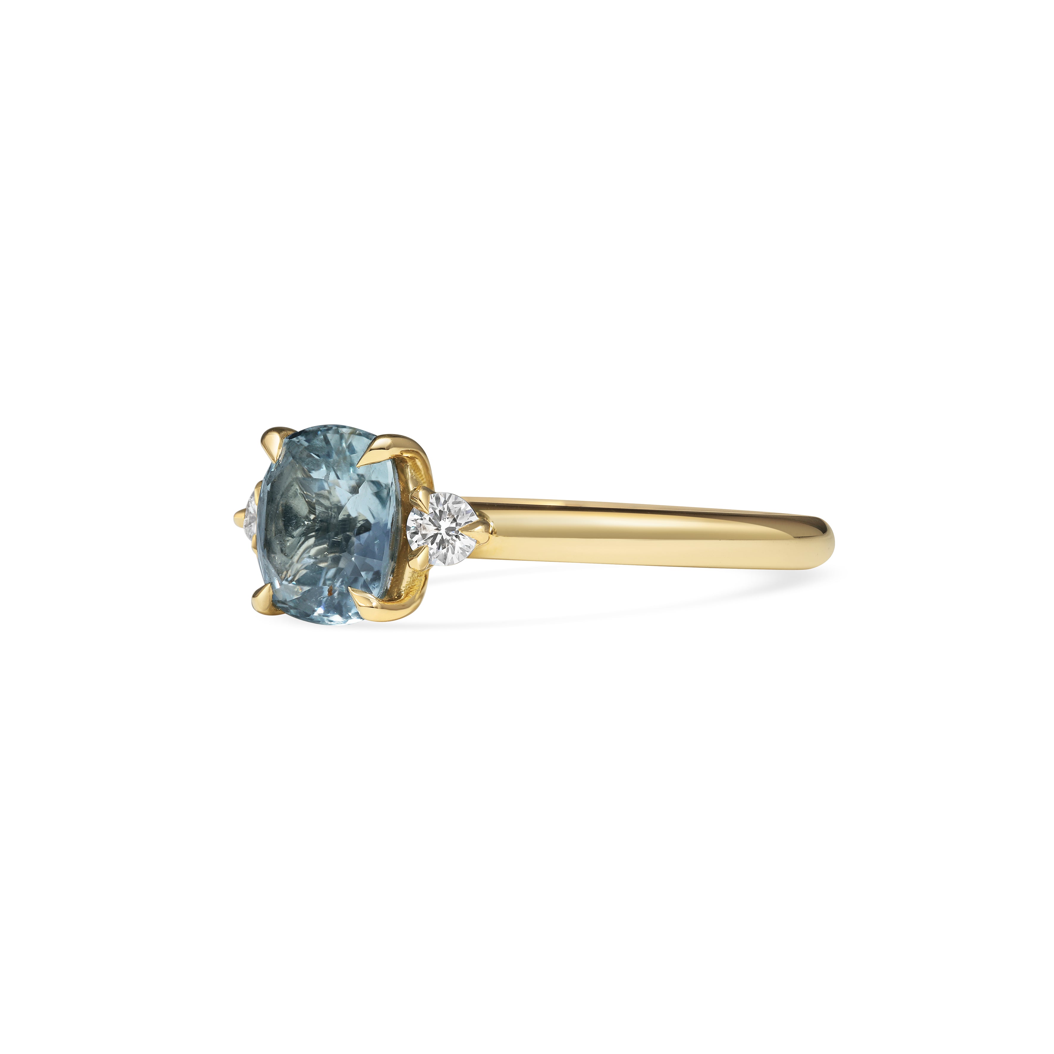 The Chillón Ring by East London jeweller Rachel Boston | Discover our collections of unique and timeless engagement rings, wedding rings, and modern fine jewellery.