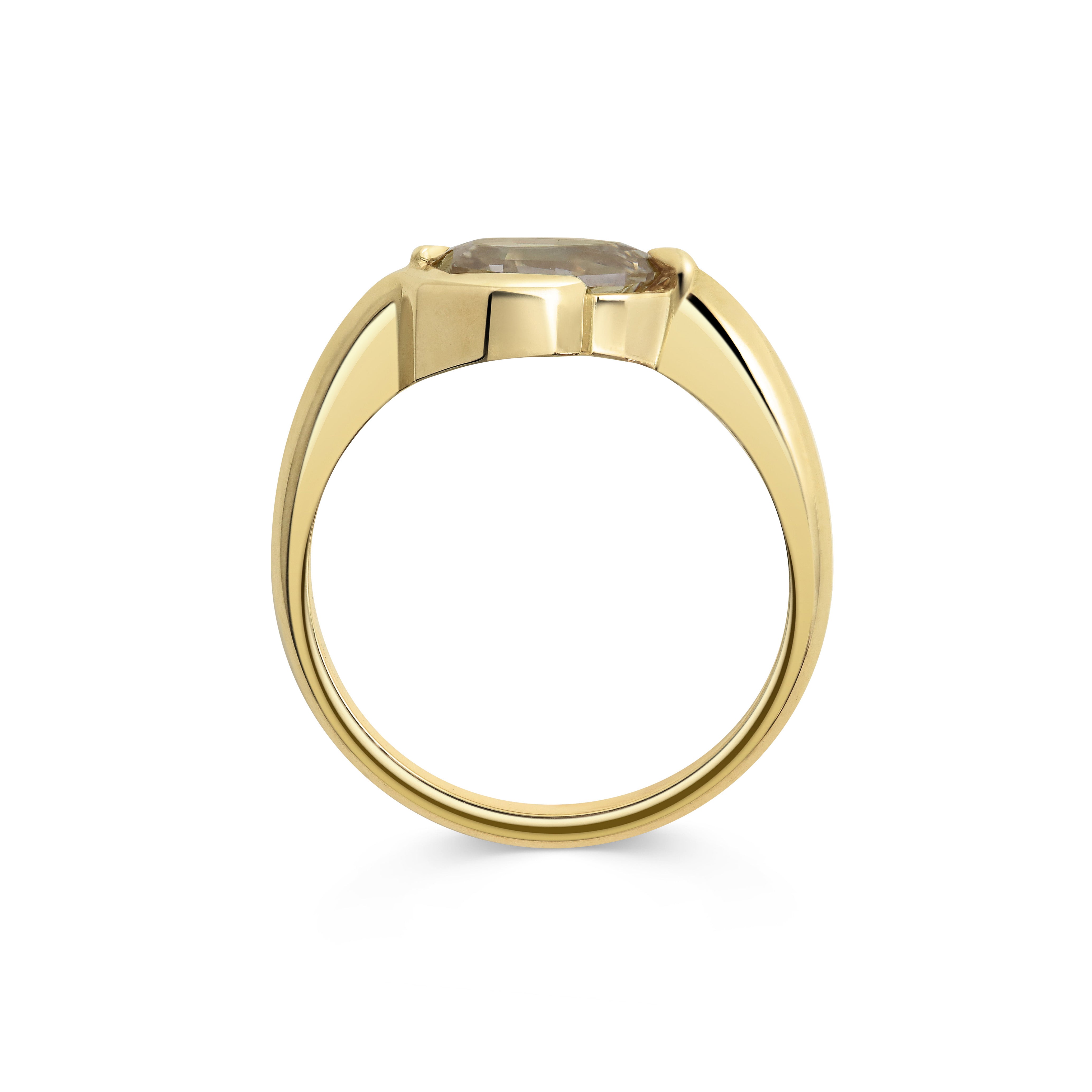 The Current Ring by East London jeweller Rachel Boston | Discover our collections of unique and timeless engagement rings, wedding rings, and modern fine jewellery.