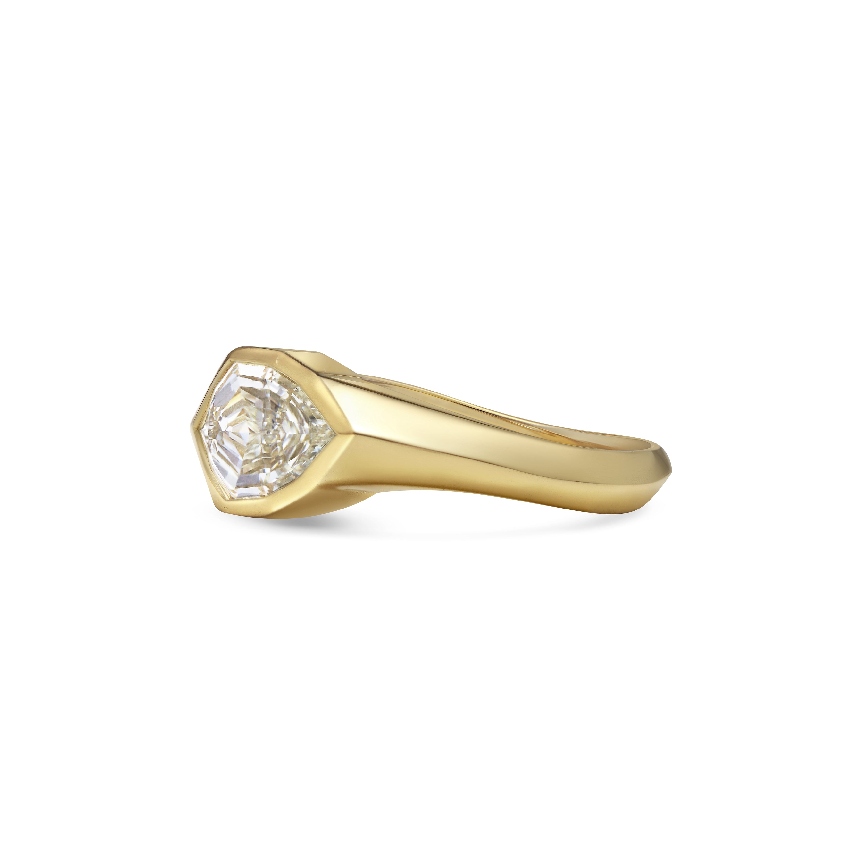 The DRIFT Ring by East London jeweller Rachel Boston | Discover our collections of unique and timeless engagement rings, wedding rings, and modern fine jewellery.