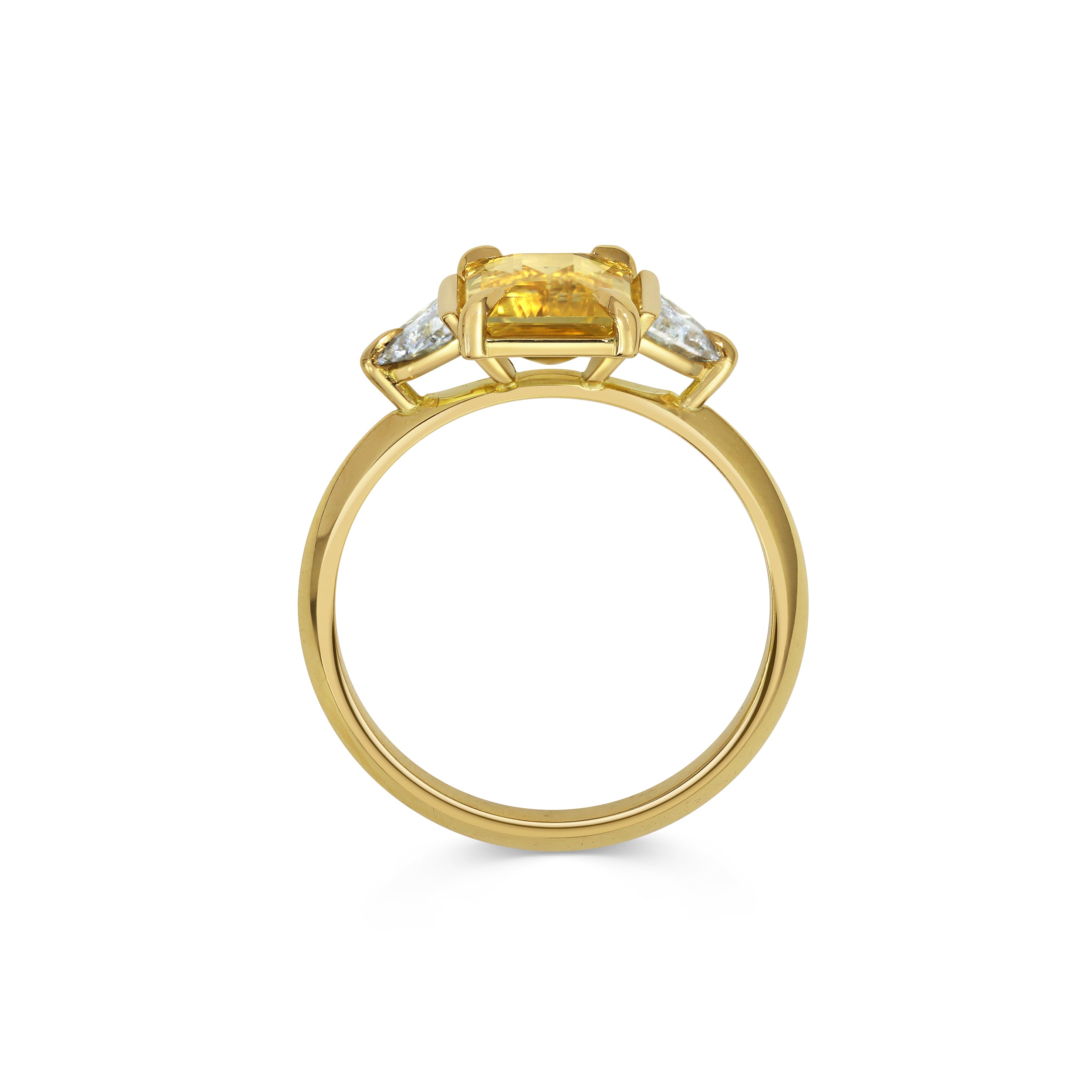The Oyapok Ring by East London jeweller Rachel Boston | Discover our collections of unique and timeless engagement rings, wedding rings, and modern fine jewellery.